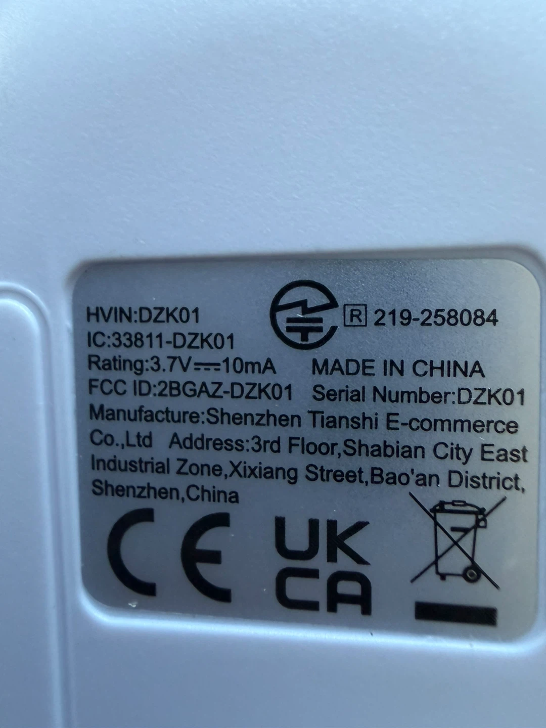 White Wireless Mouse with USB Charging Cable - photo 5