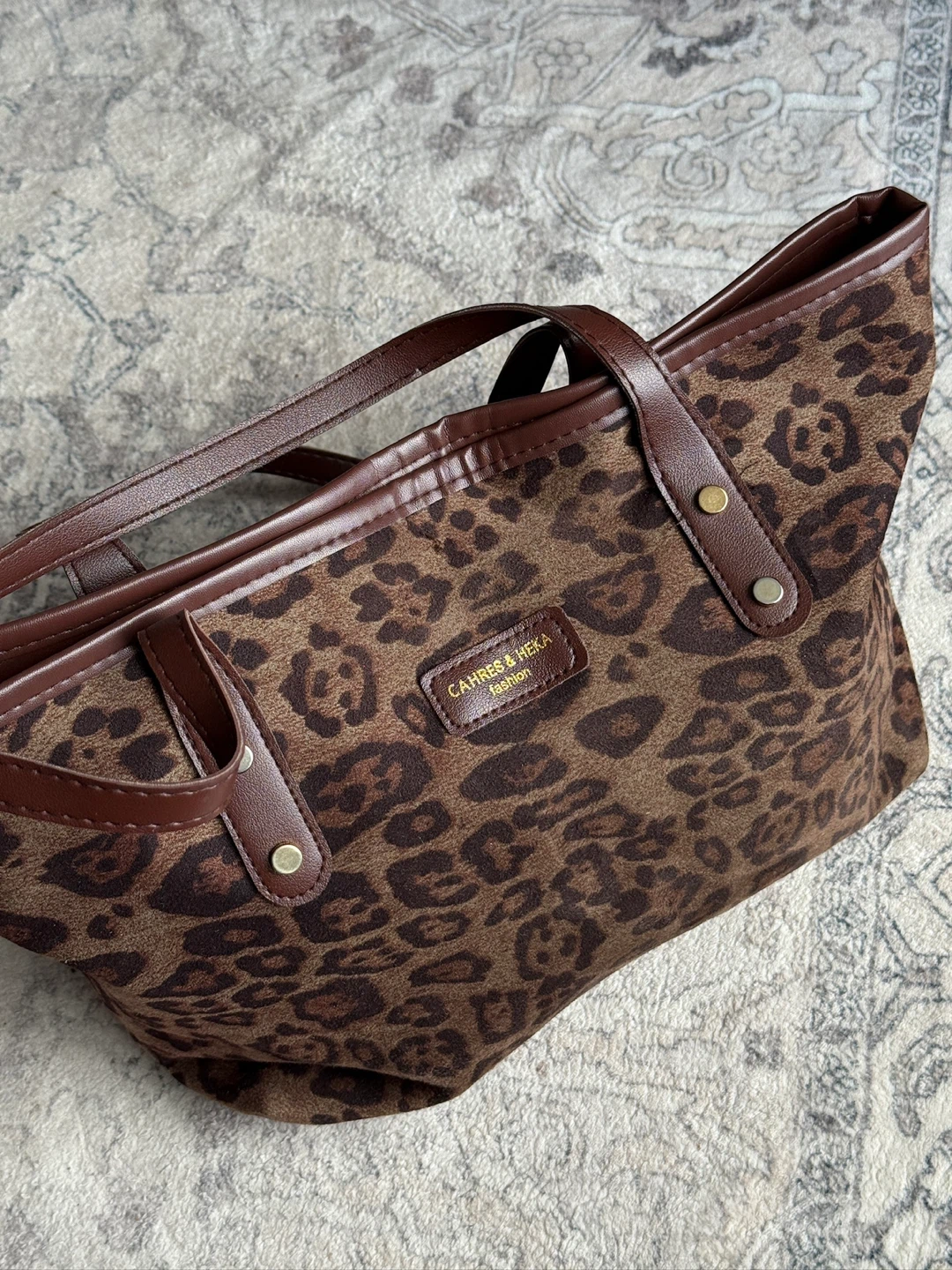 CAHRES & HEKA Leopard Print Tote Bag - photo 3
