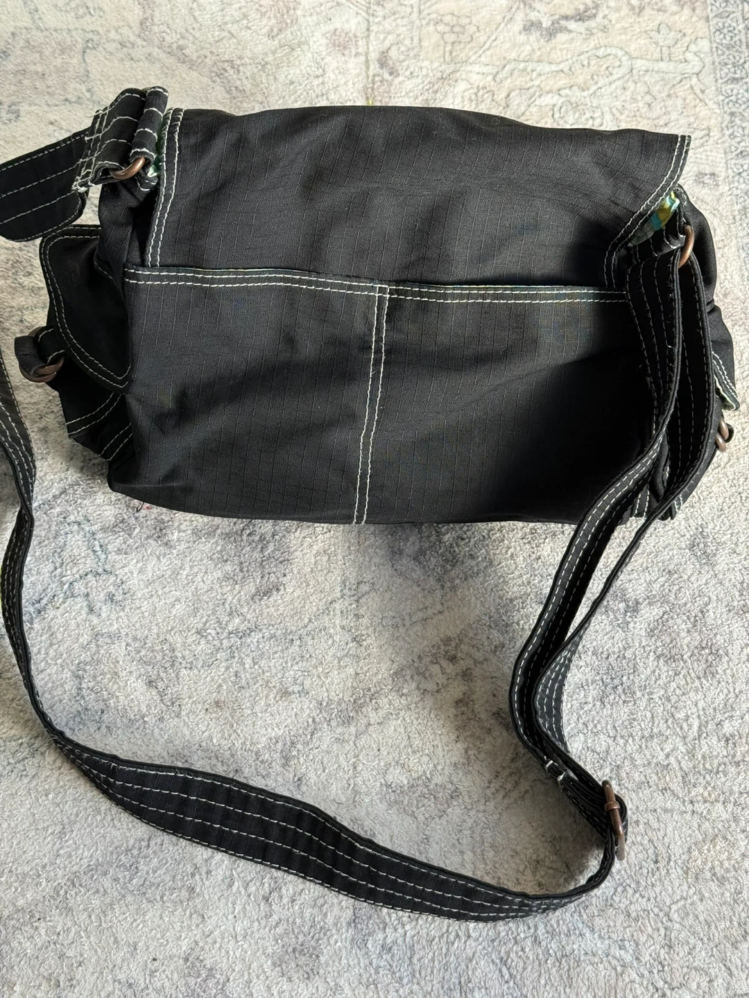 Black Roots Messenger Bag - photo 5
