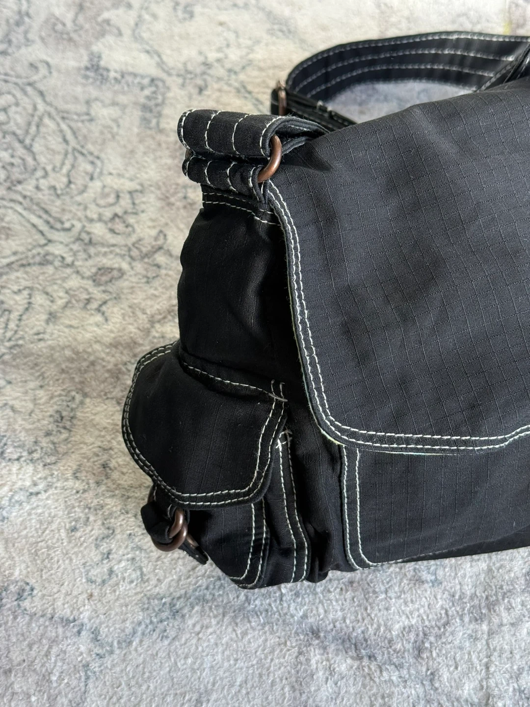 Black Roots Messenger Bag - photo 2