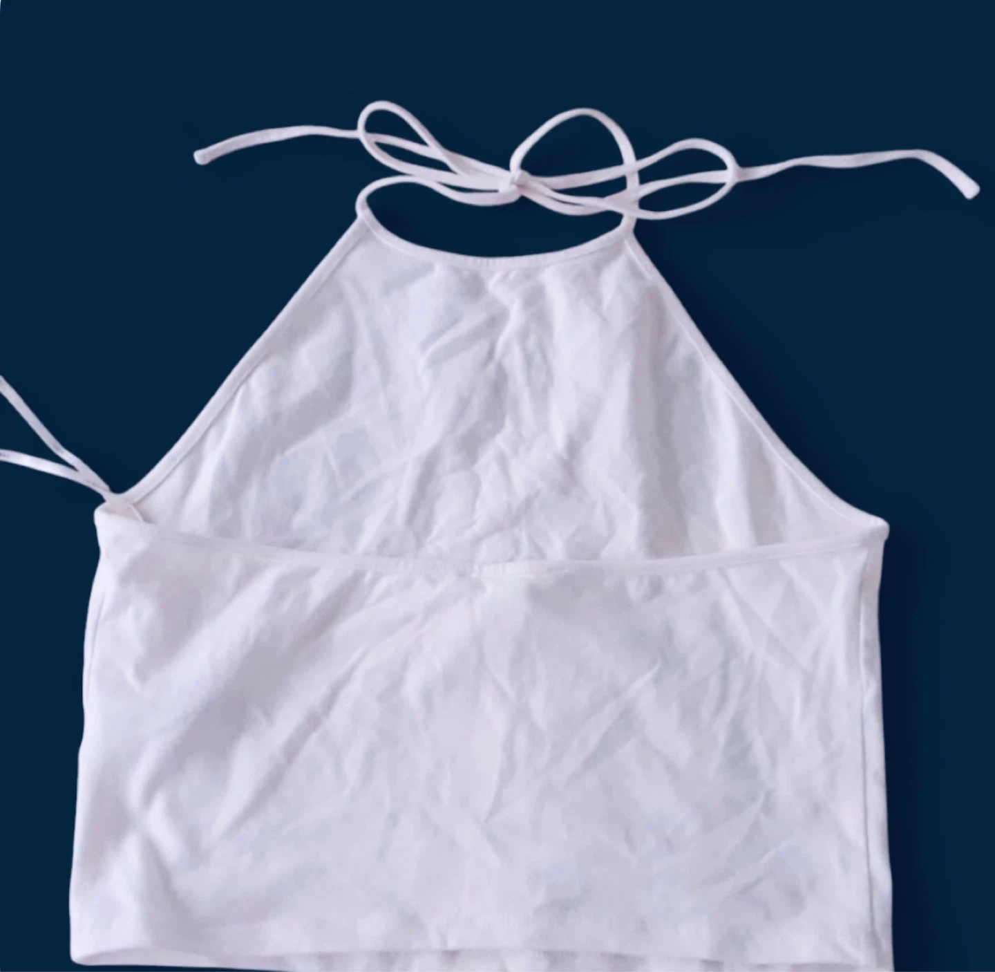 Forever 21 White Halter Crop Top - photo 2