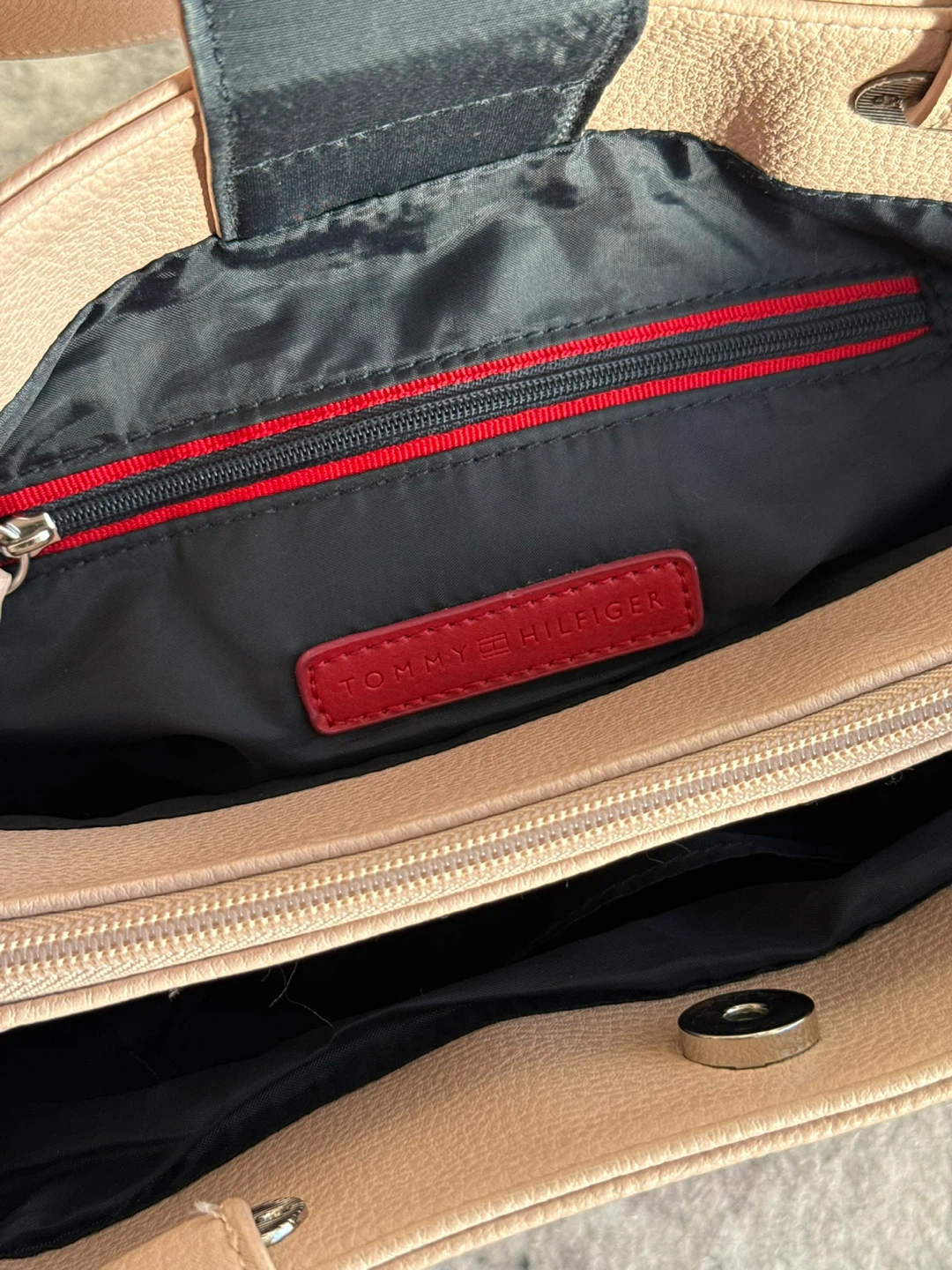 Tommy Hilfiger Pink Faux Leather Tote Bag - photo 4