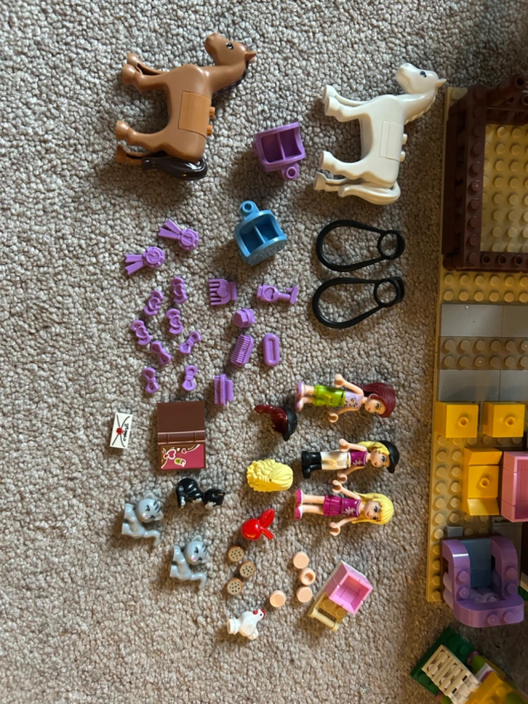 LEGO Friends Sunshine Stable – Prebuilt Set (Almost Complete) - photo 4