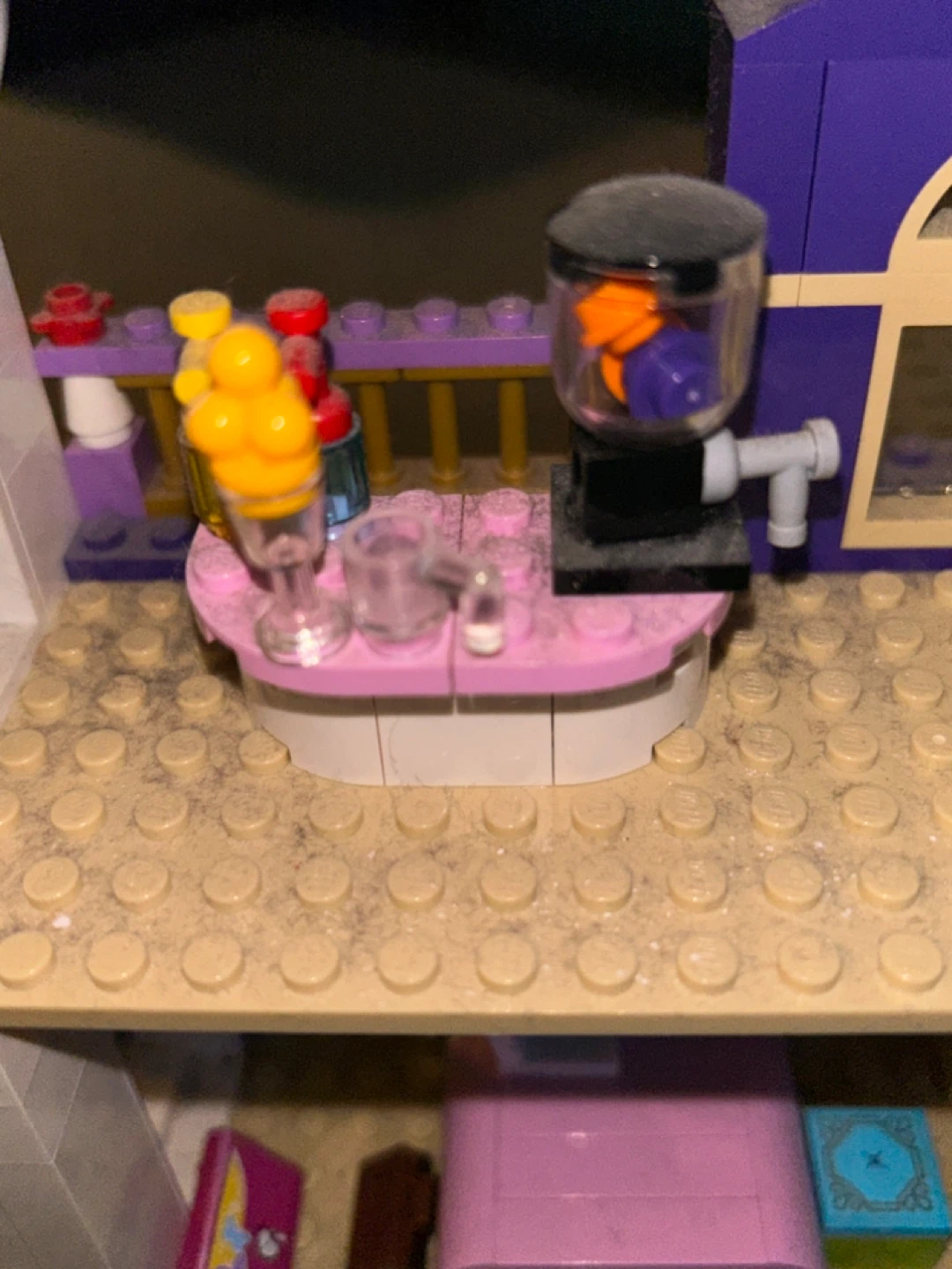 LEGO Friends Grand Hotel – Large Prebuilt Set (Mostly Complete) - photo 5