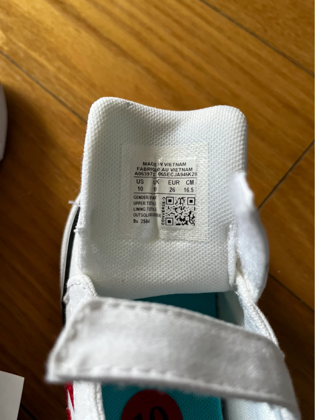 Brand new- Converse All Star Toddler size 10 - photo 2
