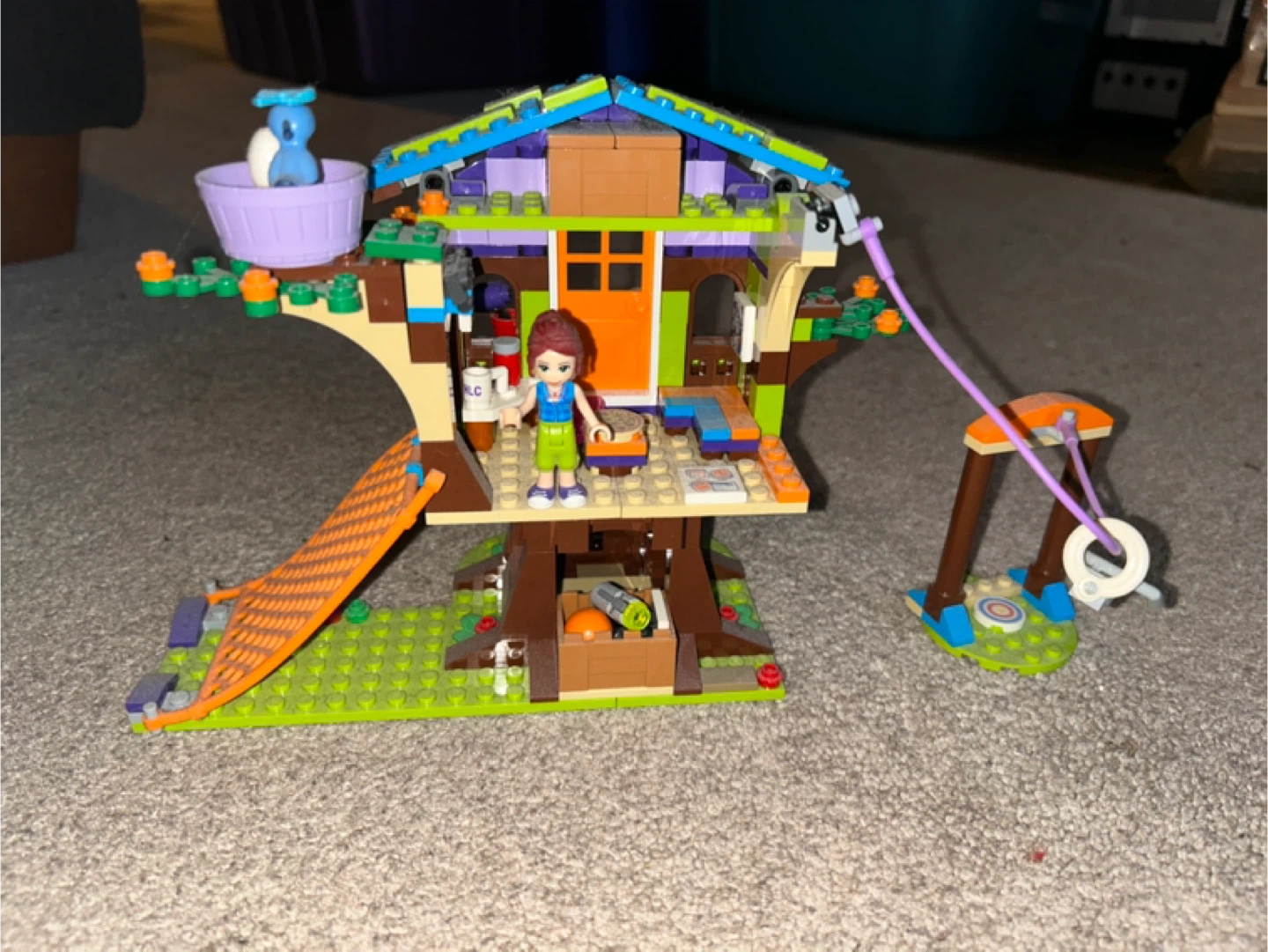 LEGO Friends Mia’s Tree House – Complete Set (Display Condition) - photo 2