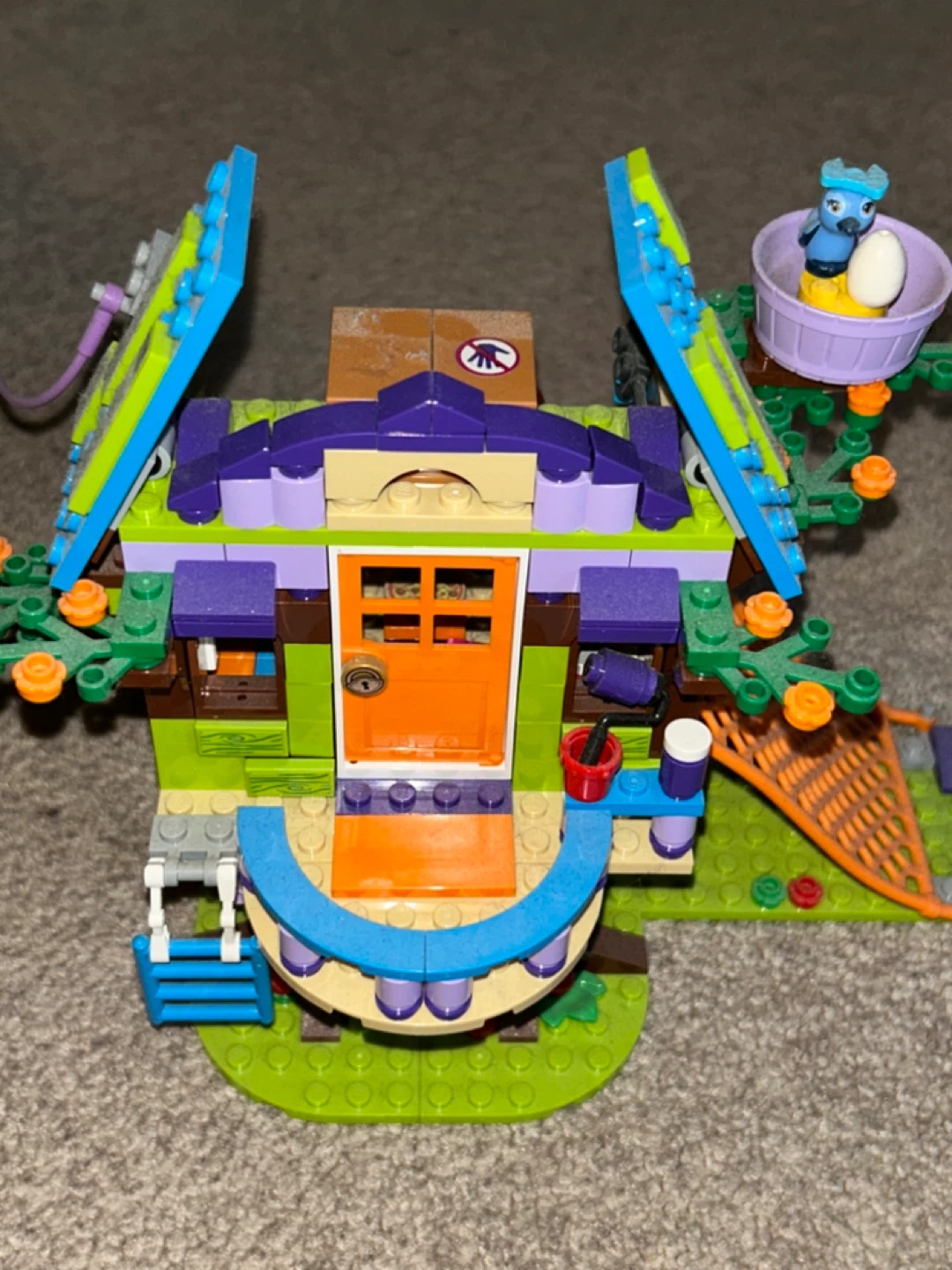 LEGO Friends Mia’s Tree House – Complete Set (Display Condition) - photo 3