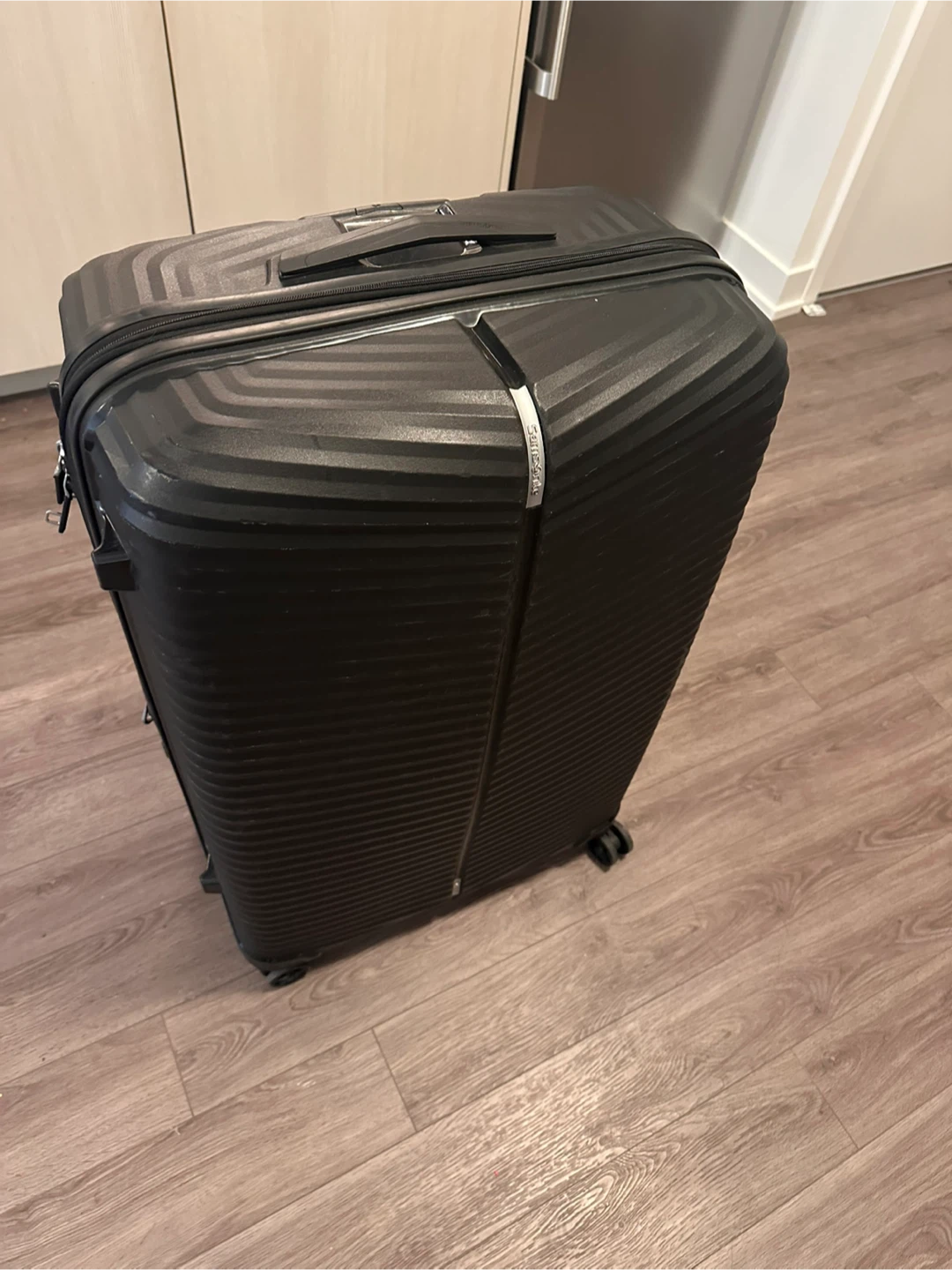 Samsonite Black Hardside Spinner Luggage - photo 2