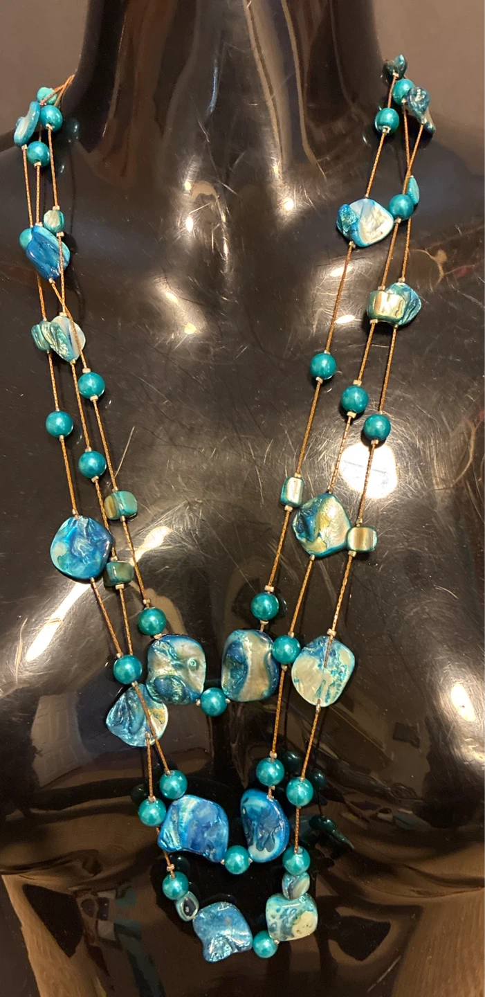 Blue Shell & Bead Necklace and Earrings Set - photo 2