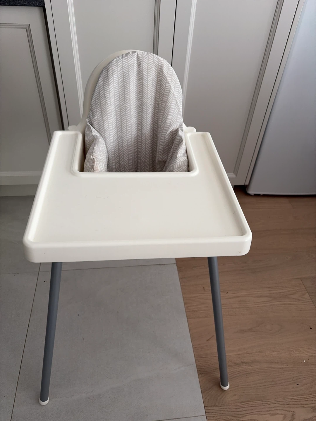 IKEA High Chair with Grey Pattern Cushion - photo 2