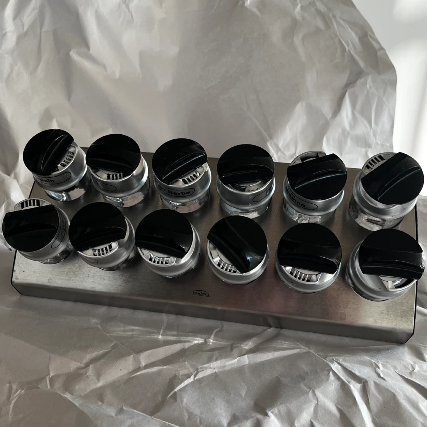 Spice Rack with 12 Glass Jars