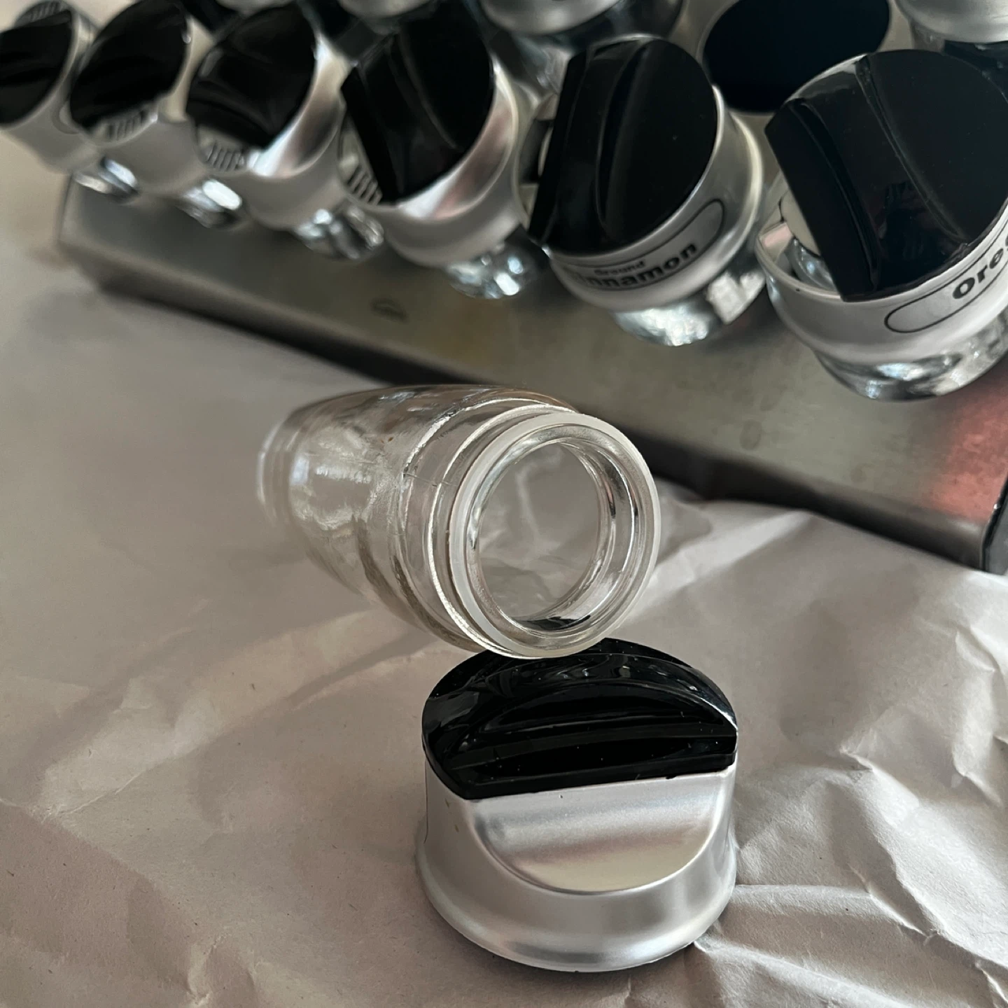 Spice Rack with 12 Glass Jars - photo 4