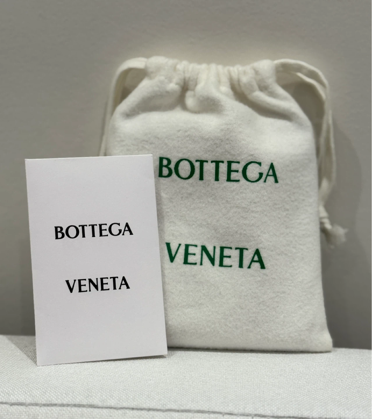 Bottega Veneta Intrecciato Bi-fold Wallet