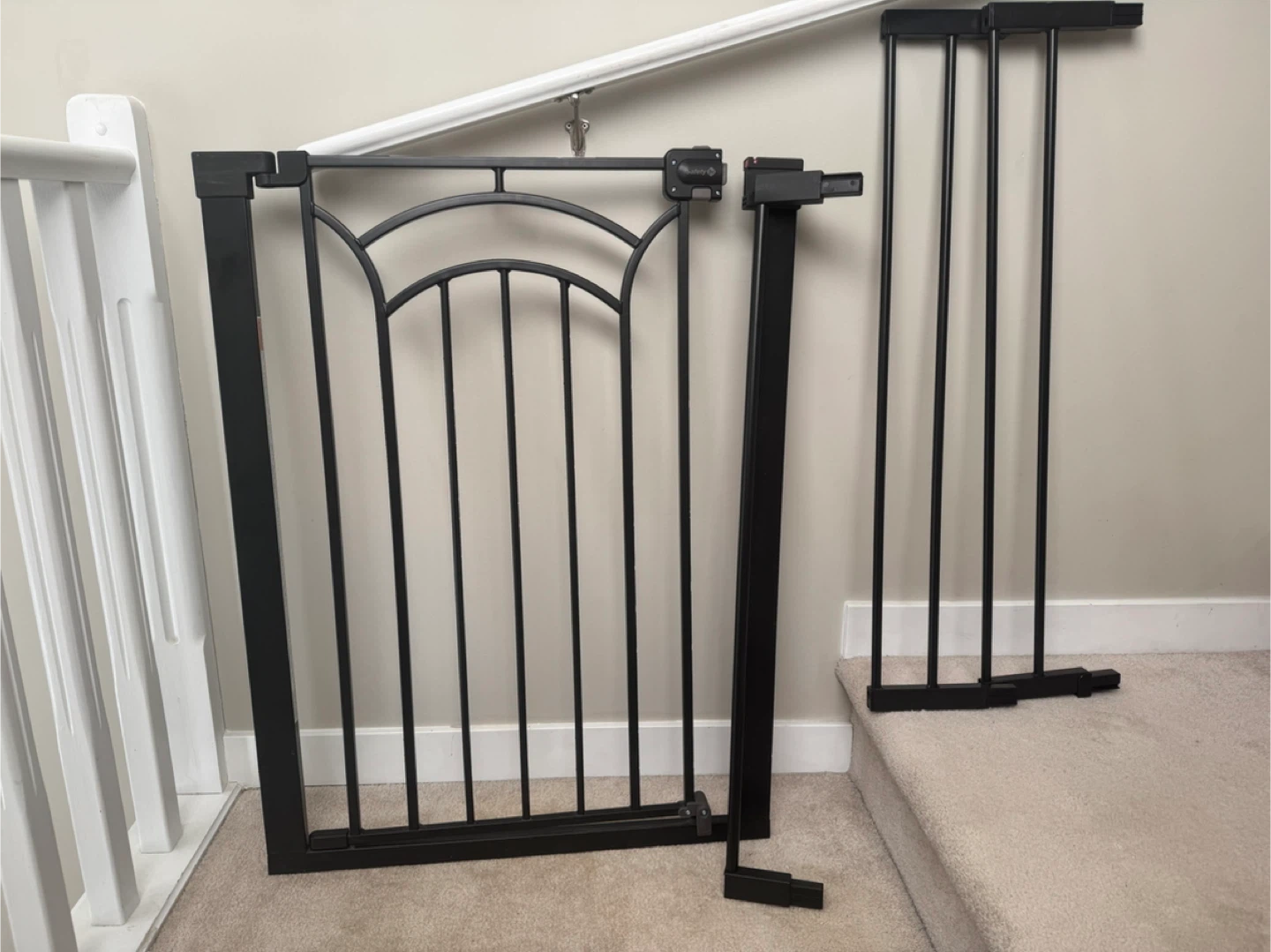 Safety 1st Easy Install Tall Wide Baby Gate - photo 5