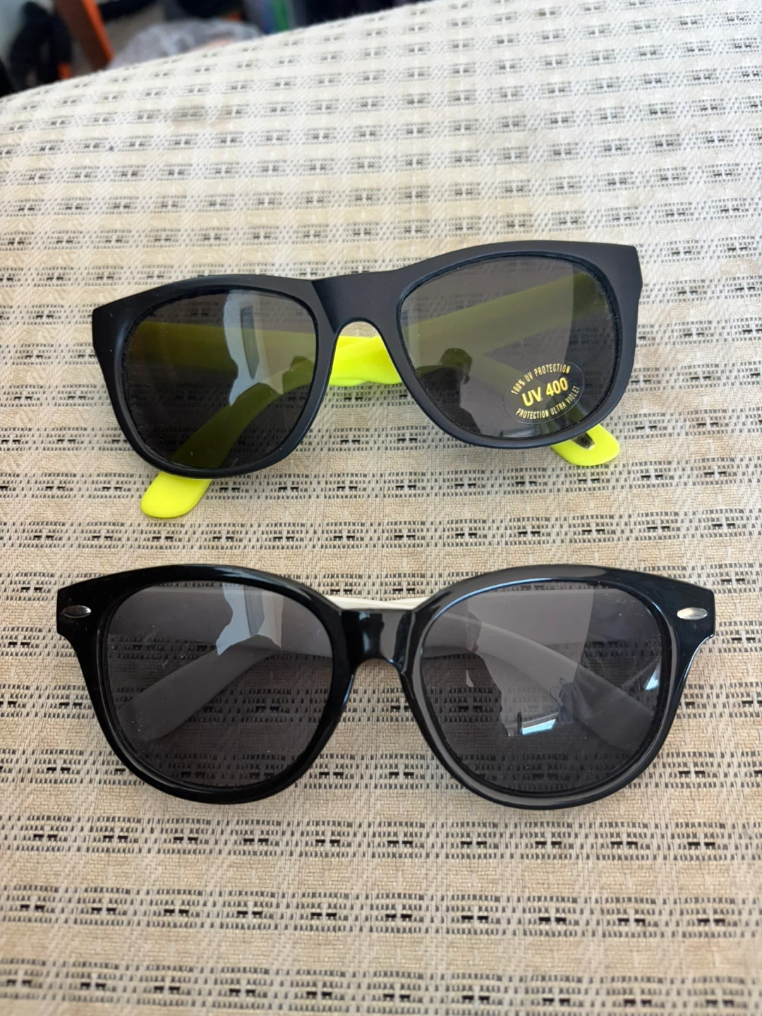 2 Pairs Sunglasses UV Protection Black & Neon Yellow