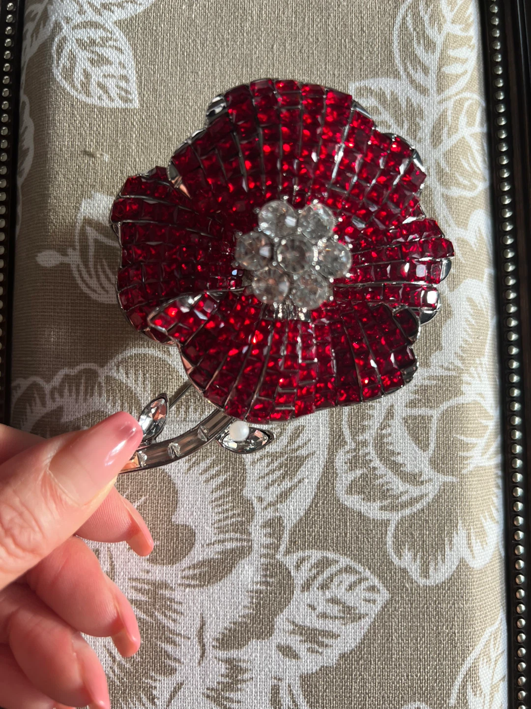 Sparkling Flower Brooch - Red or Blue - photo 2
