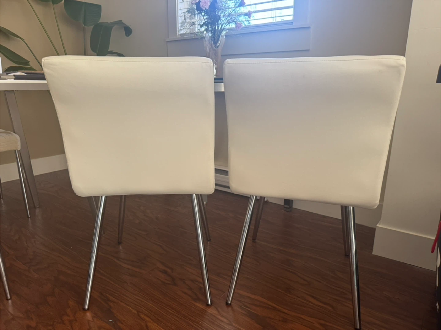 Modern White Faux Leather Dining Chairs (Set of 2) - photo 3