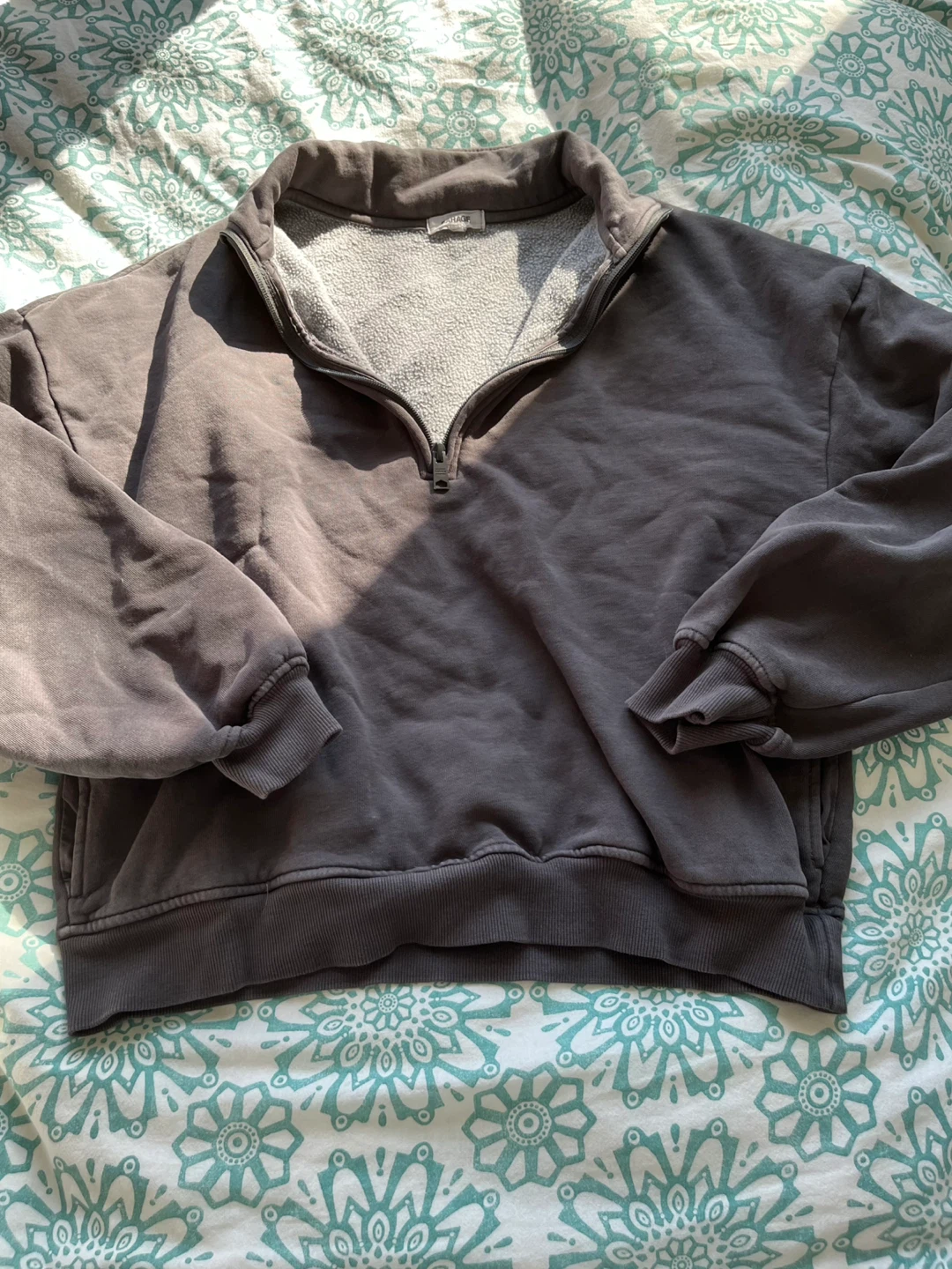 Garage Quarter Zip Pullover size small