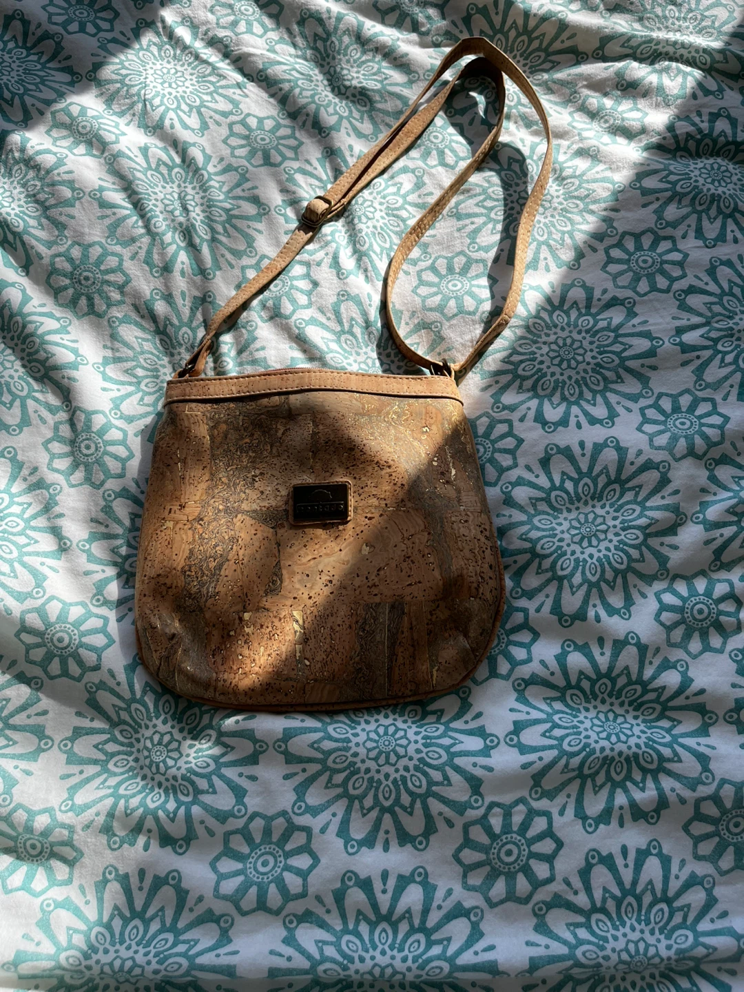 Montado Cork Shoulder Bag