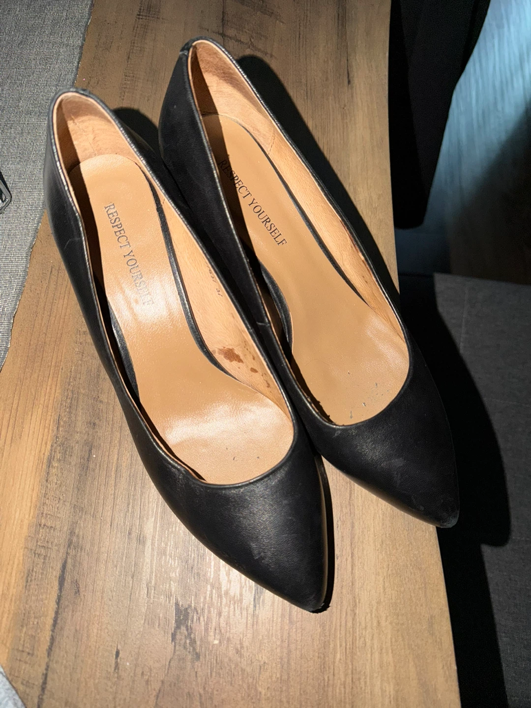 Well worn heels - photo 2