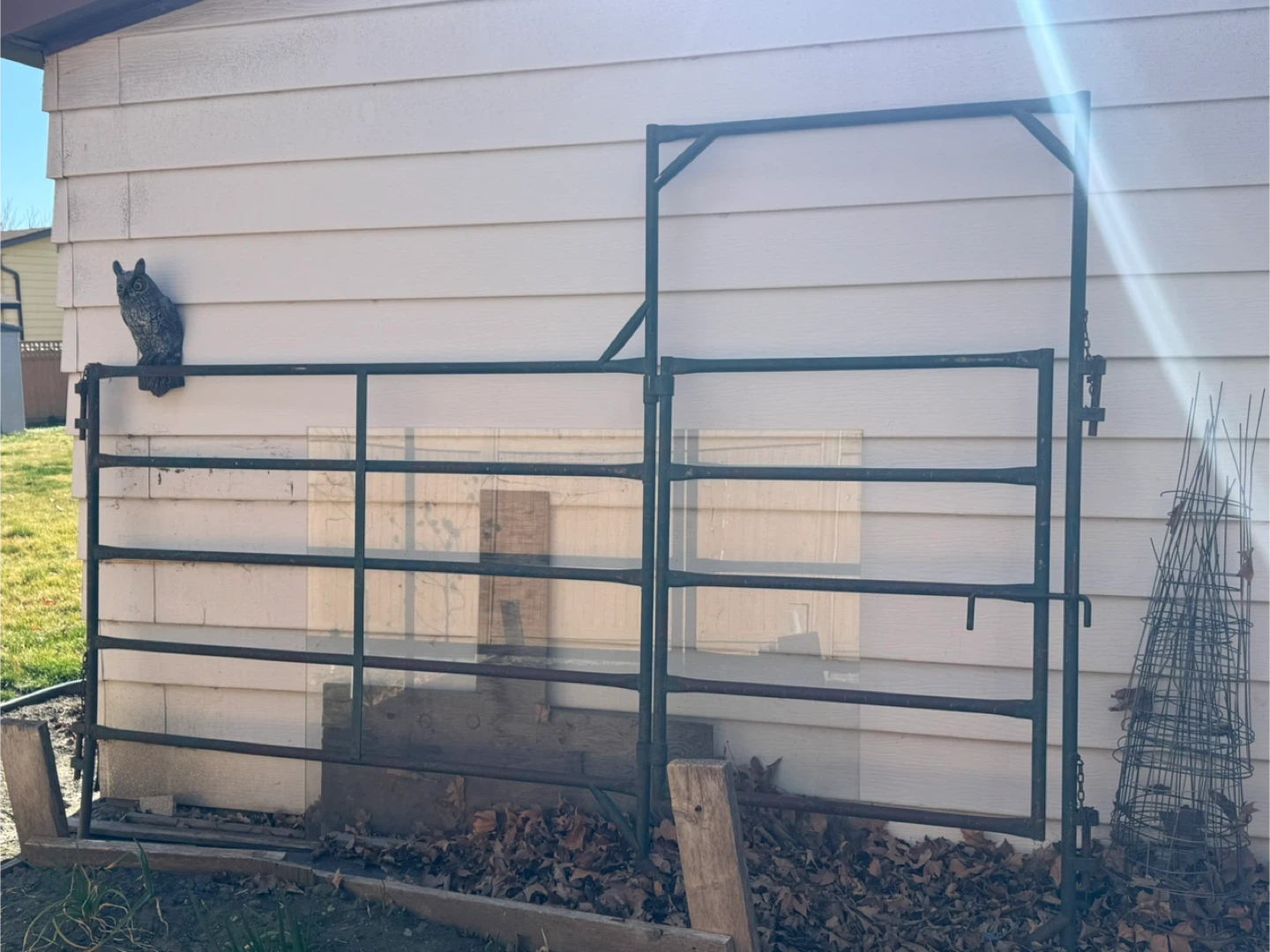 Heavy duty fence panel with Gate