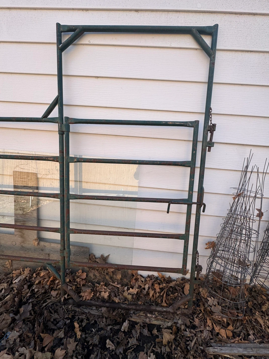 Heavy duty fence panel with Gate - photo 2