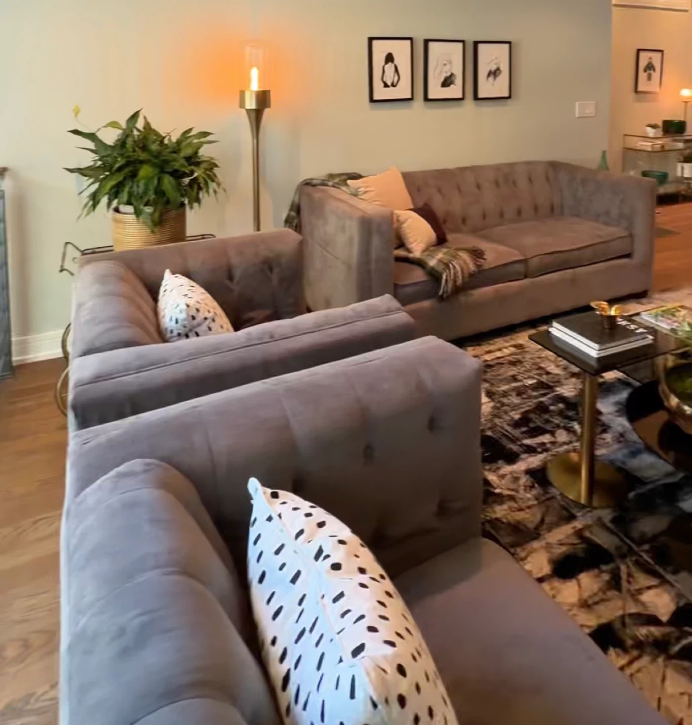 Plush Sofa and Armchairs Living Room Set - photo 3