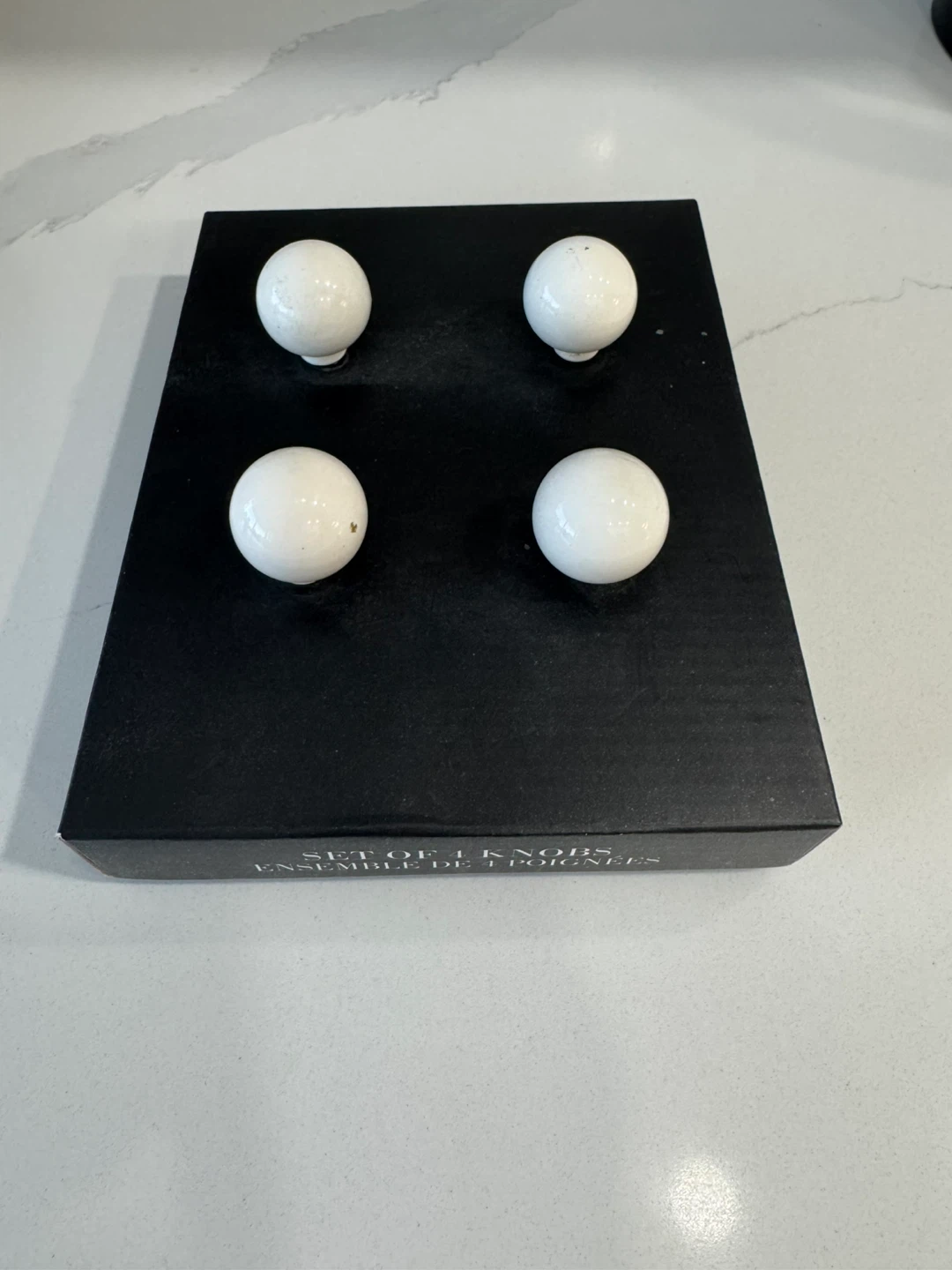 Set of 4 White Ceramic Knobs - photo 2