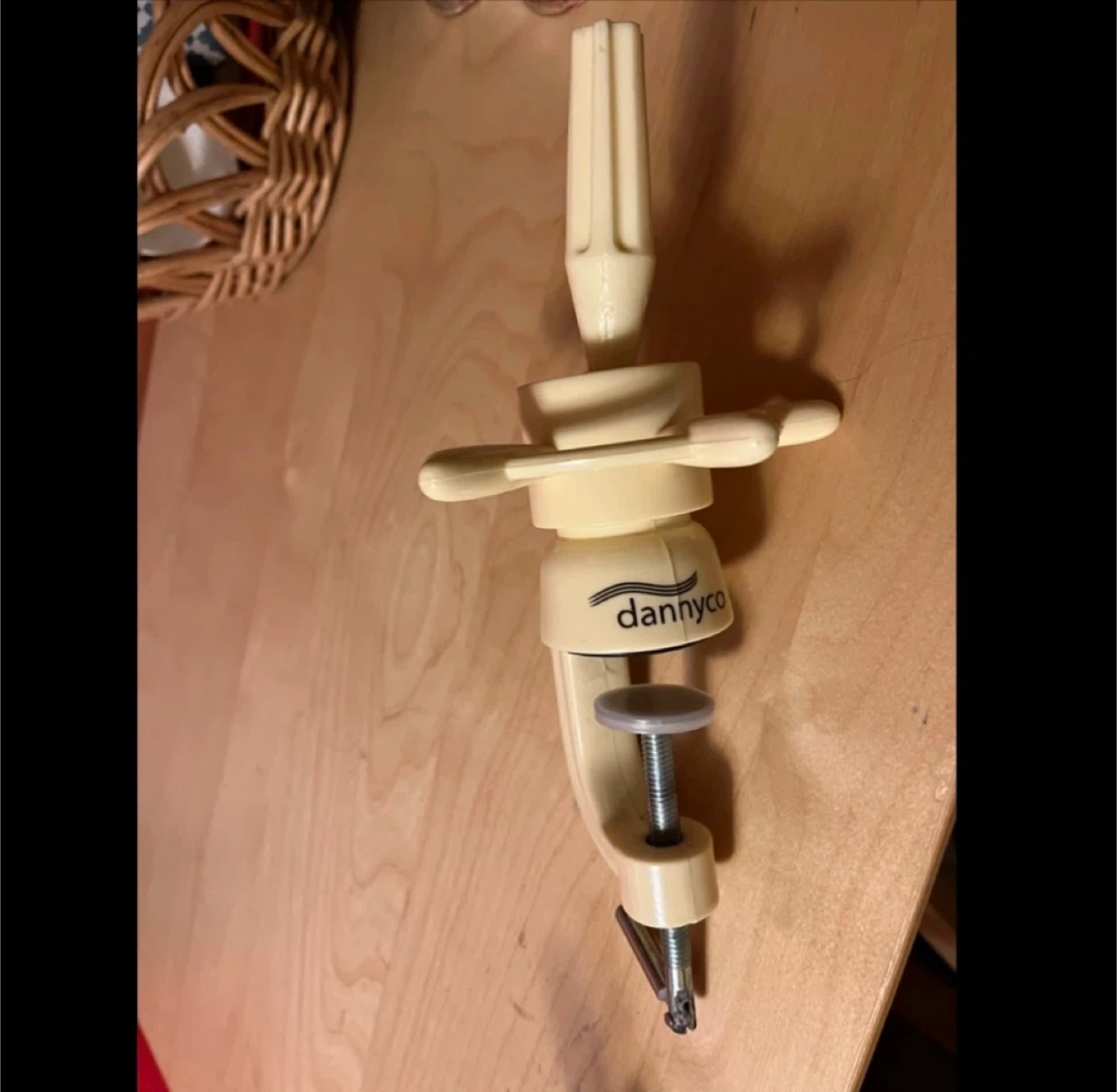 Danyco T-Bar Clamp Wig Stand