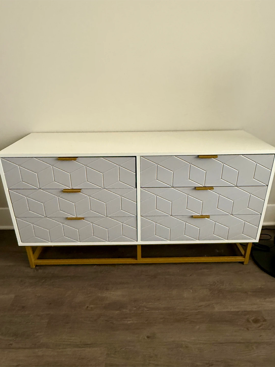 6-Drawer Dresser with Geometric Fronts - photo 2