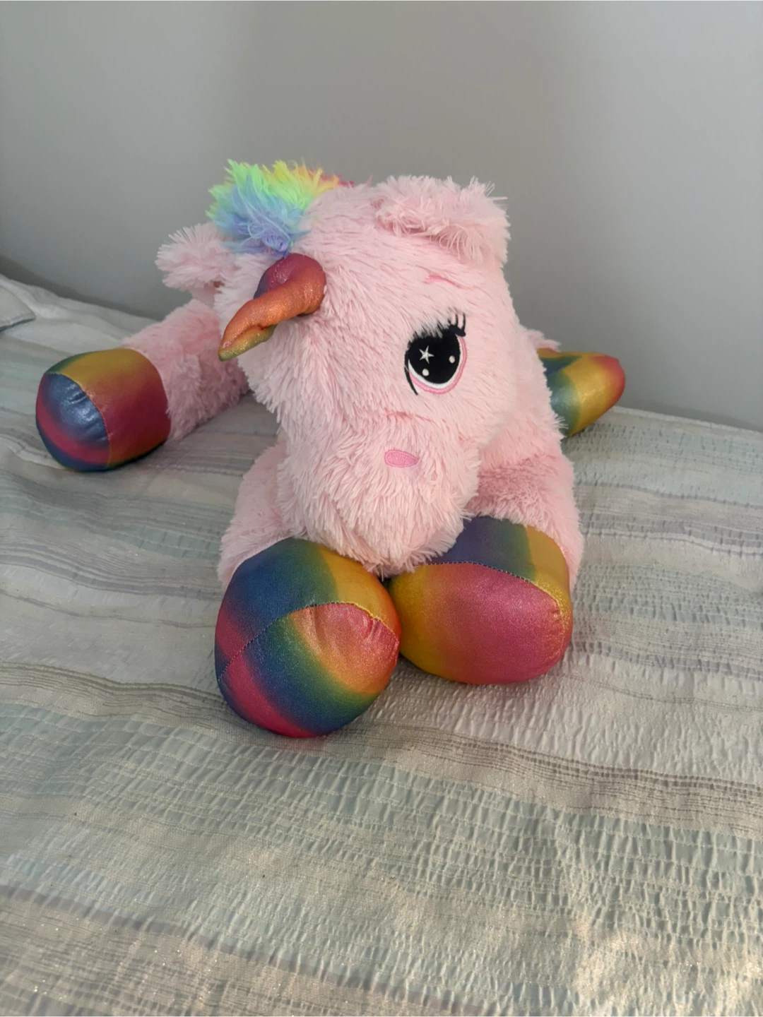 Peluche licorne rose arc-en-ciel