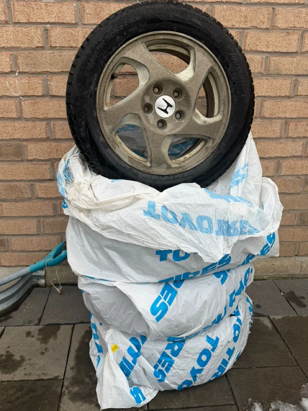 New Winter Tires 205/55 R16 - photo 2