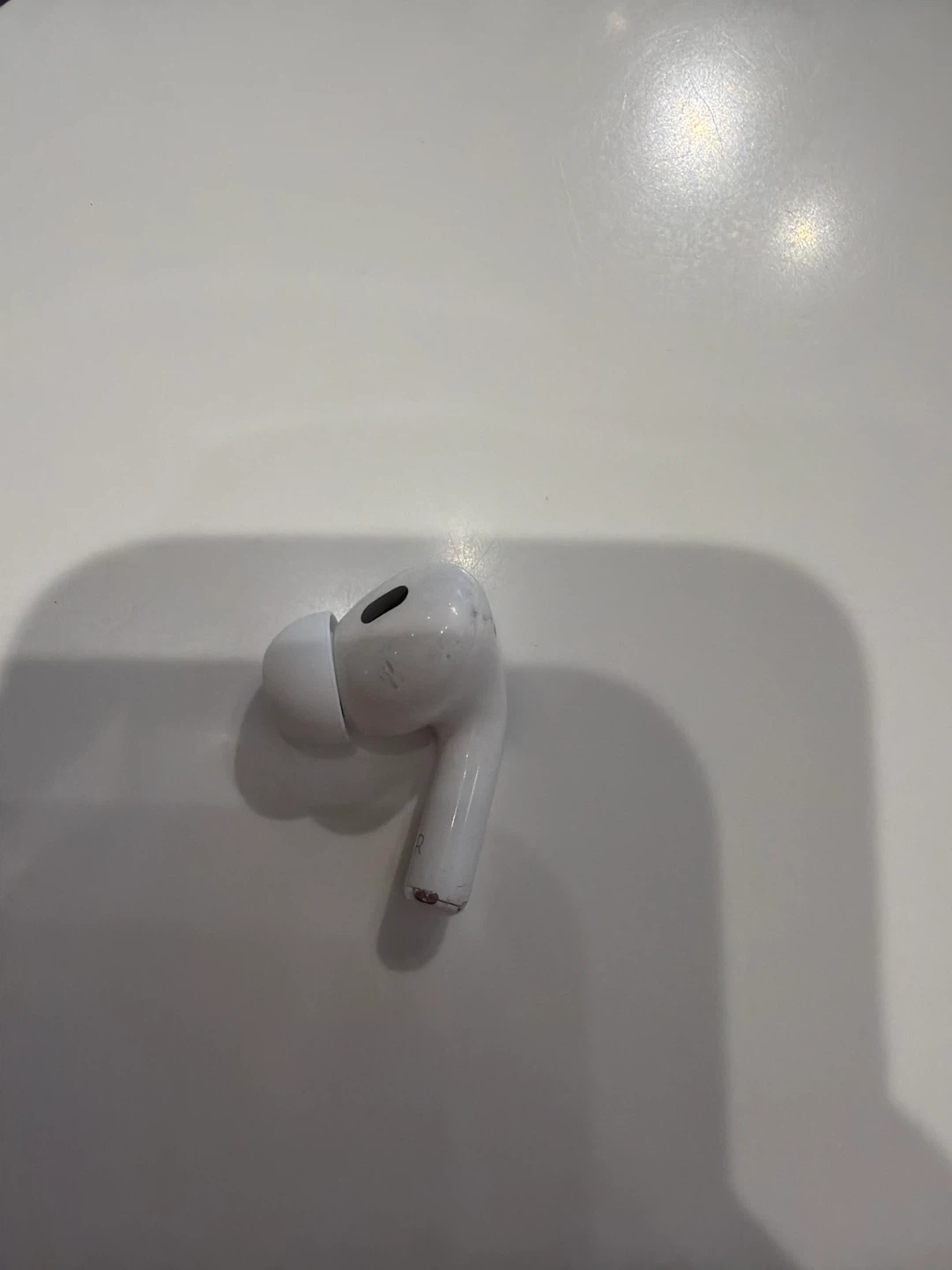 Apple AirPods Pro (Right Earbud)