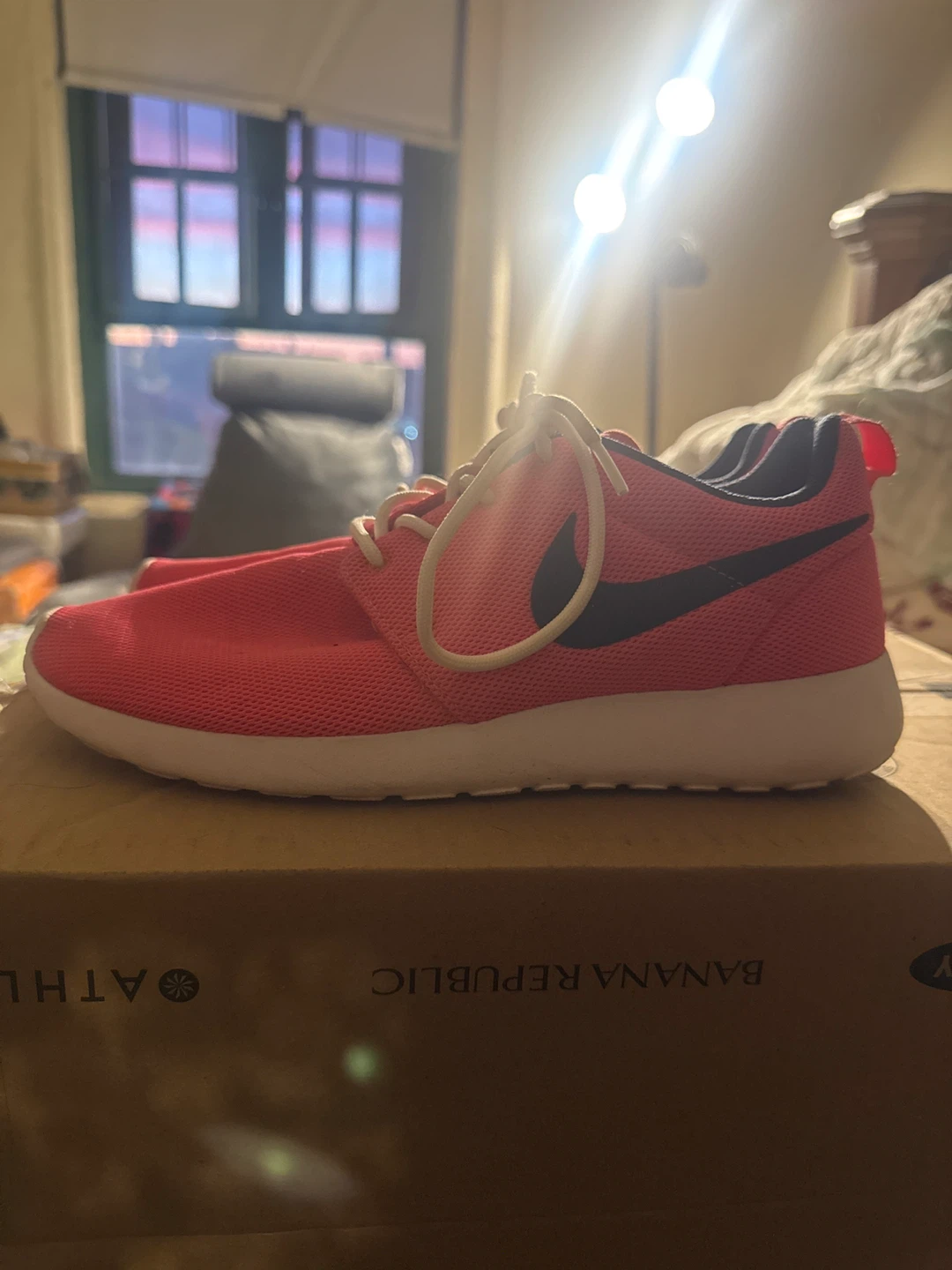 Nike Roshe Run Pink Shoes US 9 - photo 4