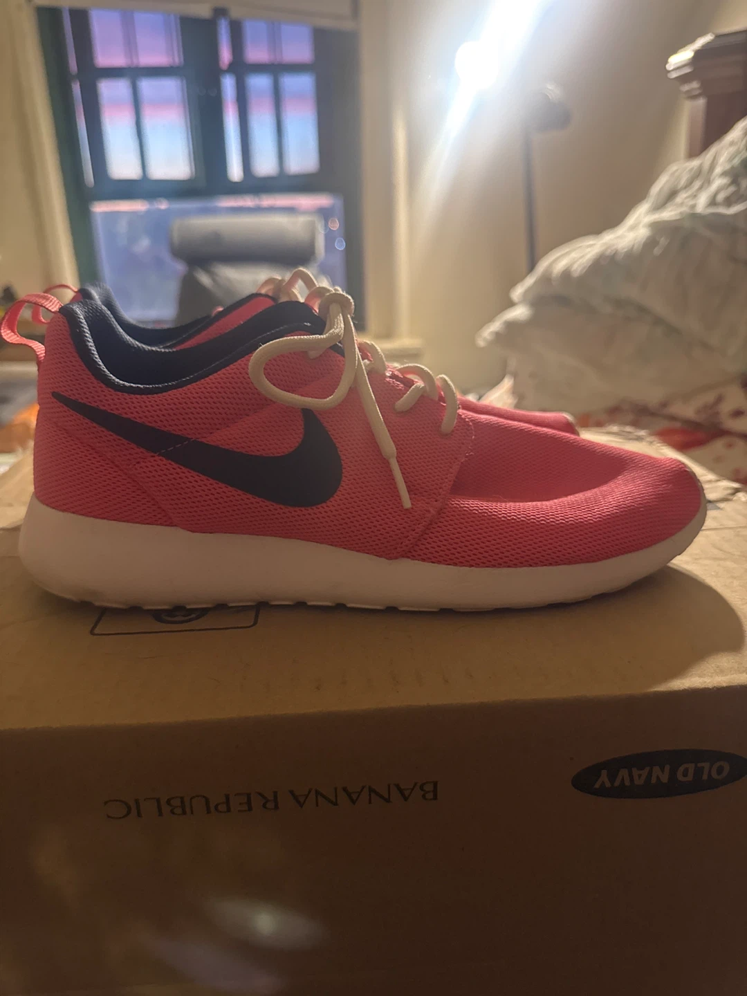 Nike Roshe Run Pink Shoes US 9 - photo 5
