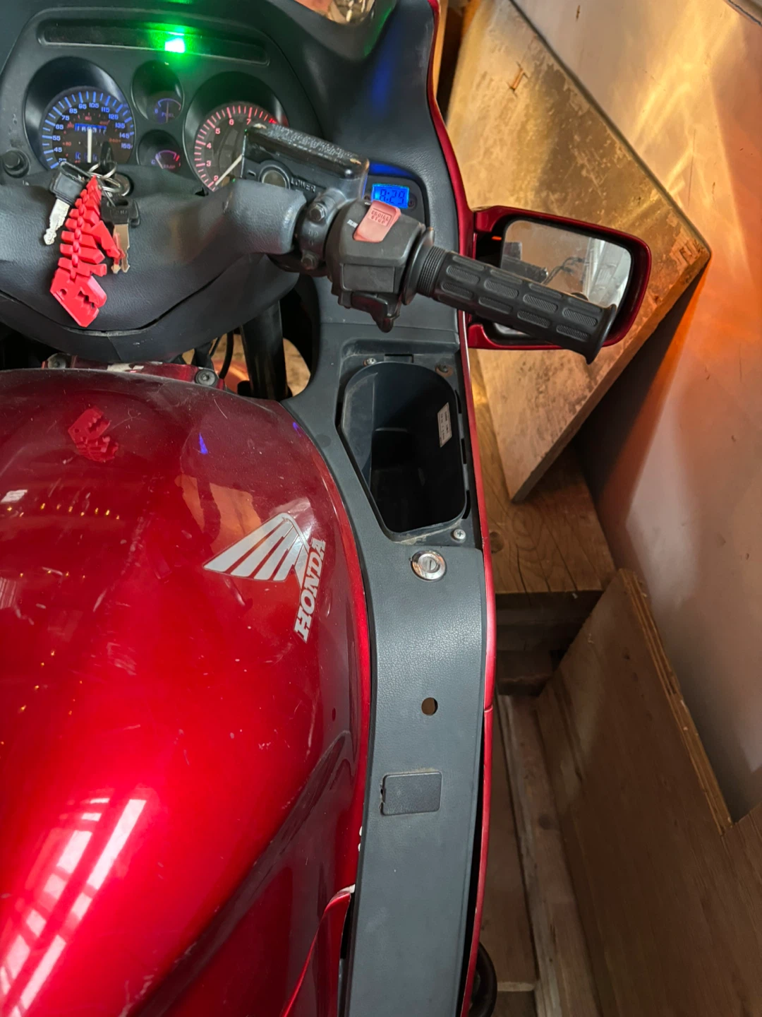 1993 Honda ST1100 Motorcycle - photo 3