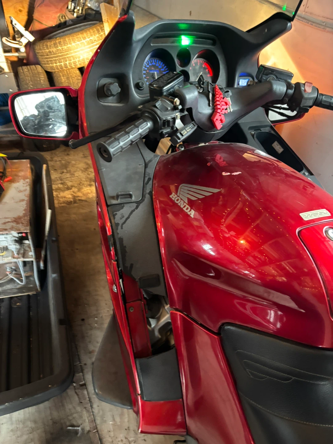 1993 Honda ST1100 Motorcycle - photo 4