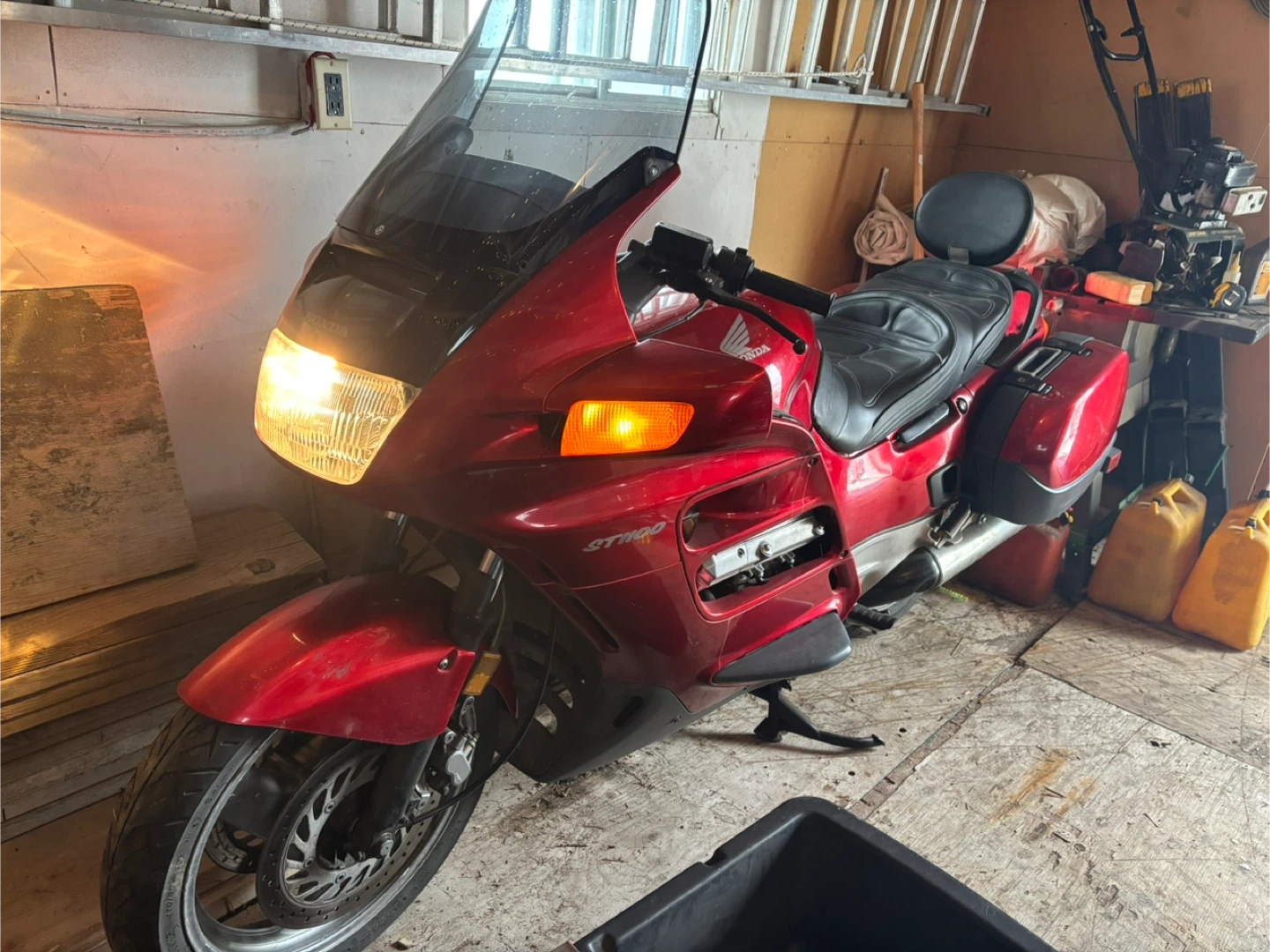 1993 Honda ST1100 Motorcycle