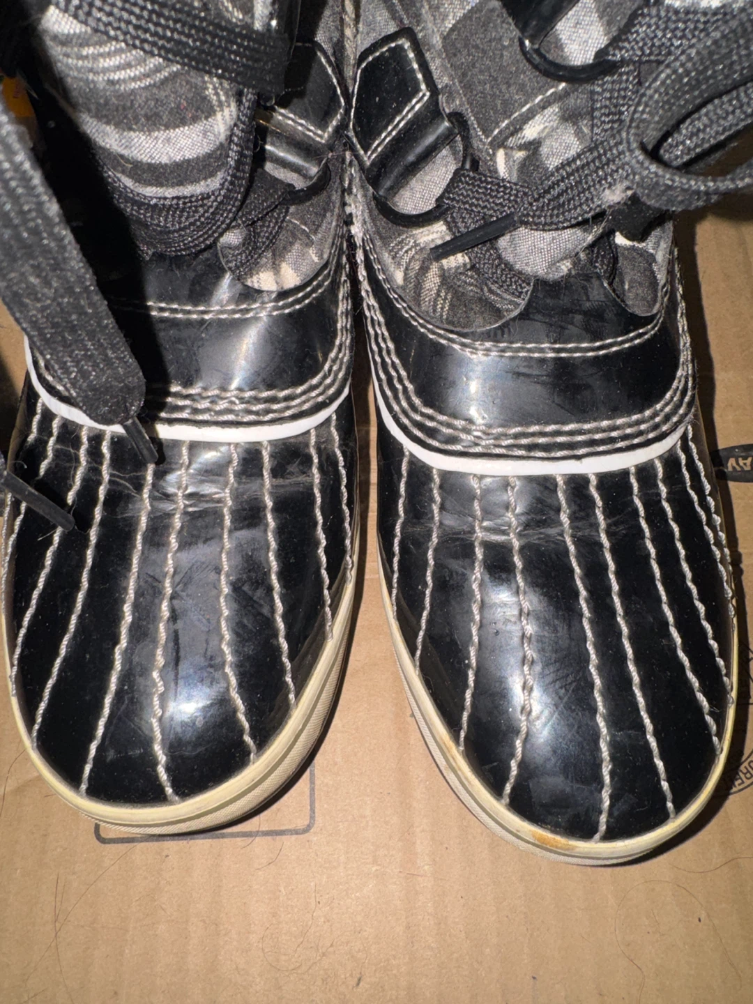 Ecko Red Women's Black & White Plaid Winter Boots - photo 4