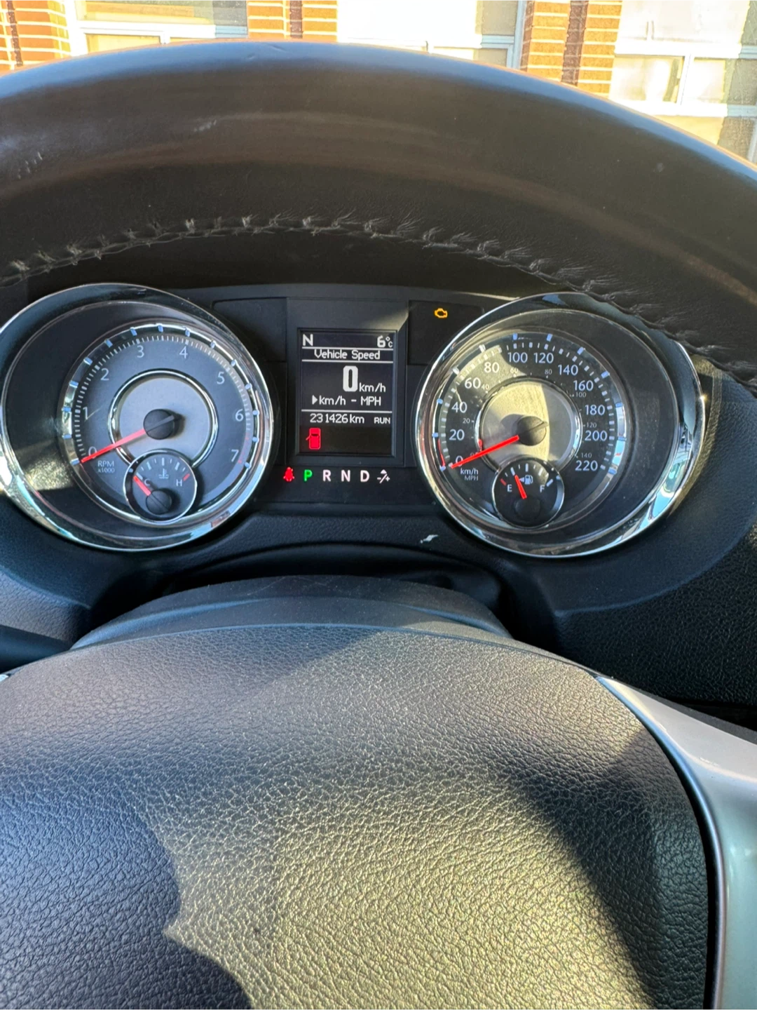 Red Chrysler Town & Country - photo 5