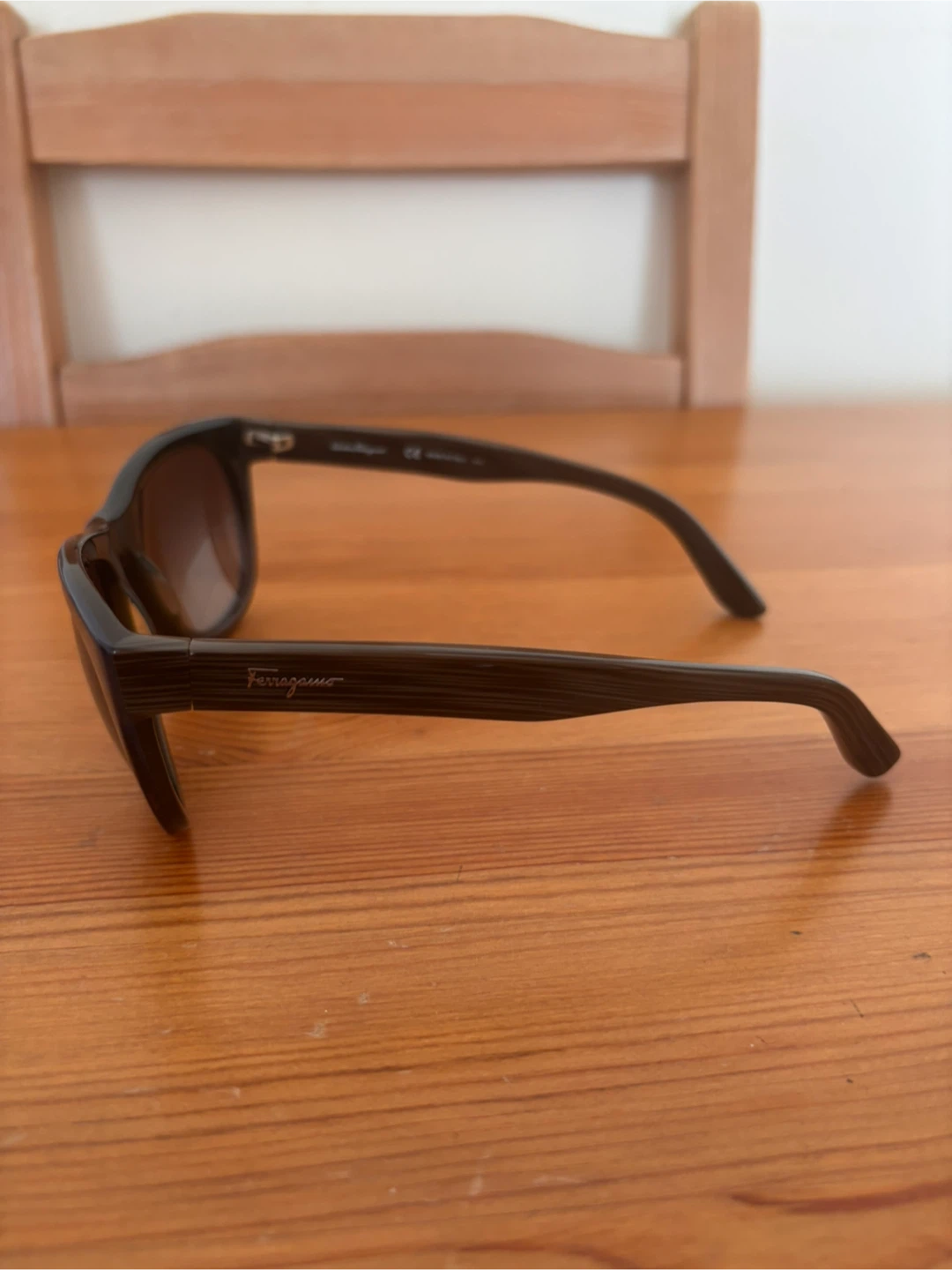 Ferragamo sunglasses - photo 4