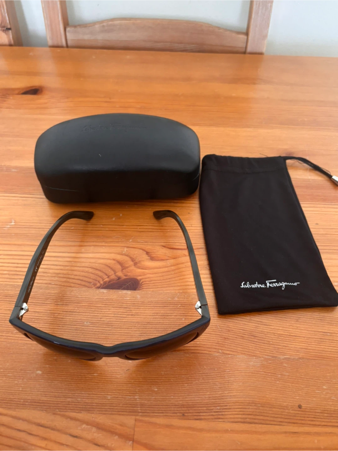 Ferragamo sunglasses - photo 2