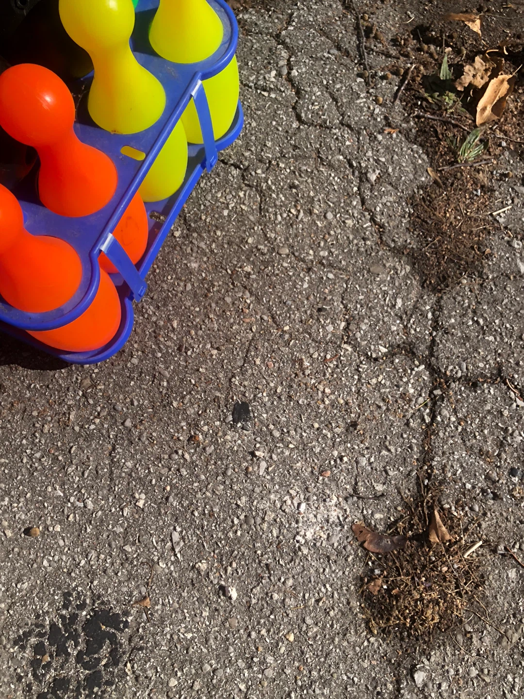 Kids Bowling Set - Brightly Coloured - photo 3