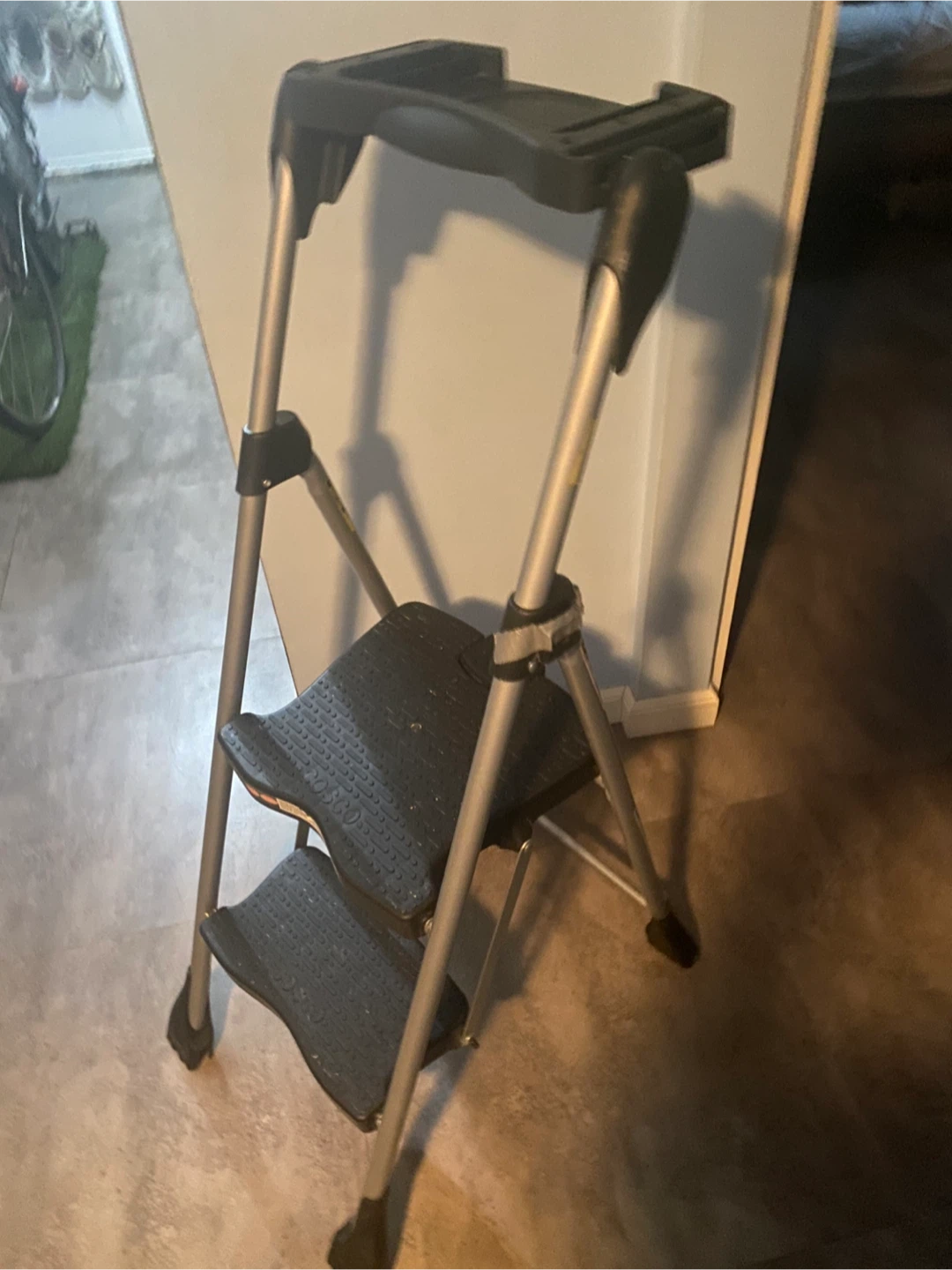 Cosco 2 + tray Step Stool 11-380 PBL