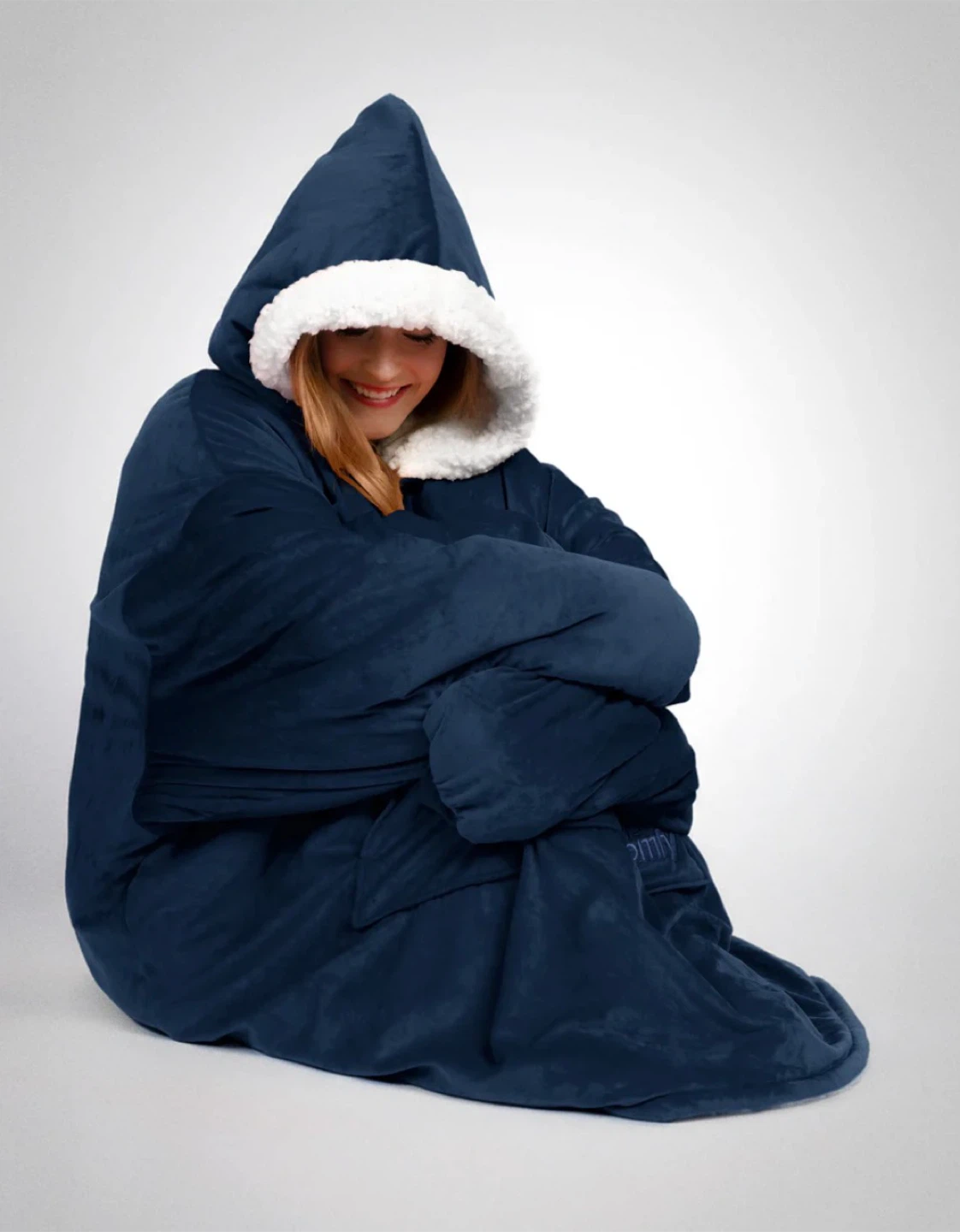 NEW! The Comfy Original Oversized Hoodie Blanket Navy - photo 2