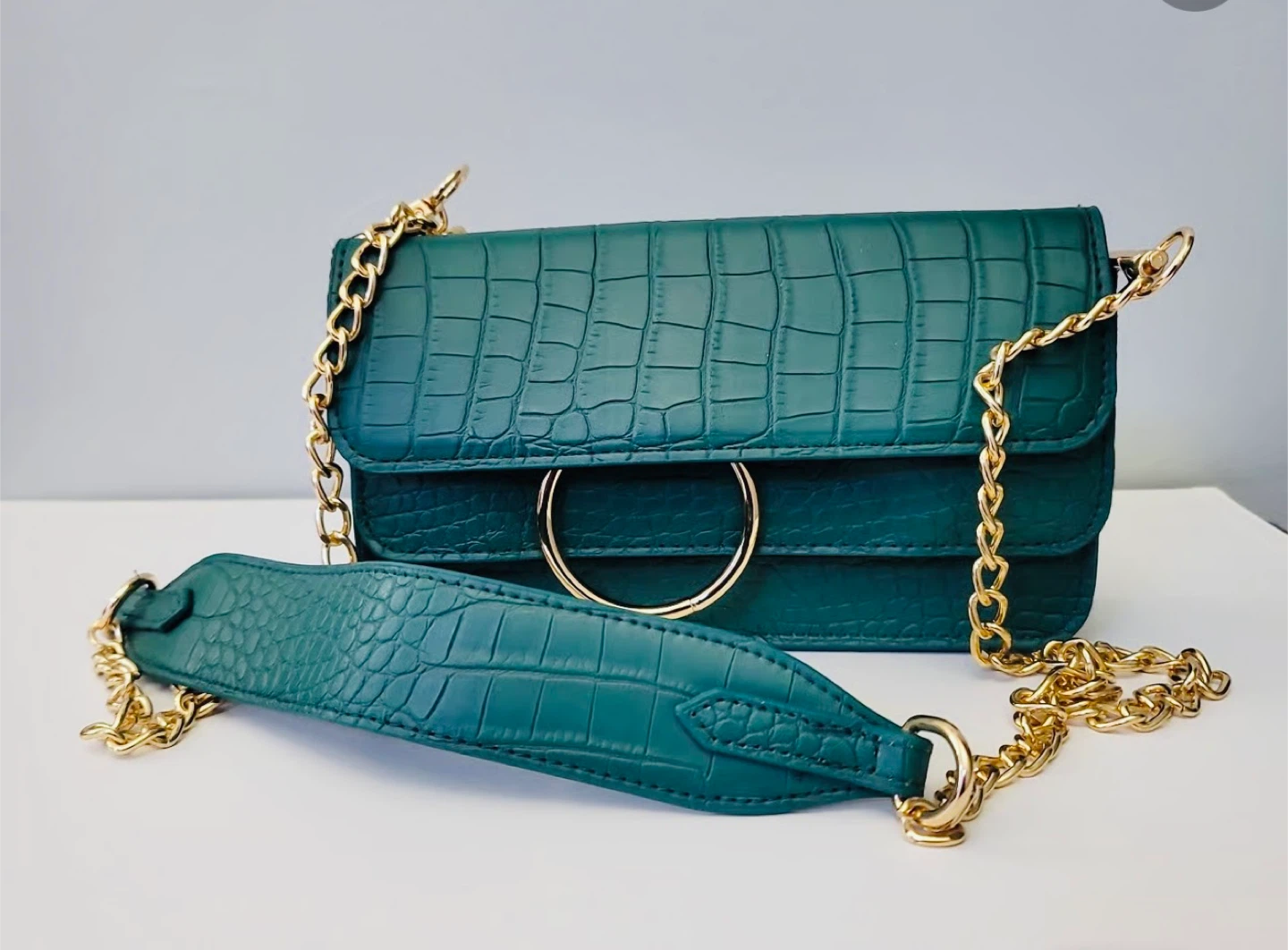 Halston Green Croc Embossed Chain Shoulder Bag