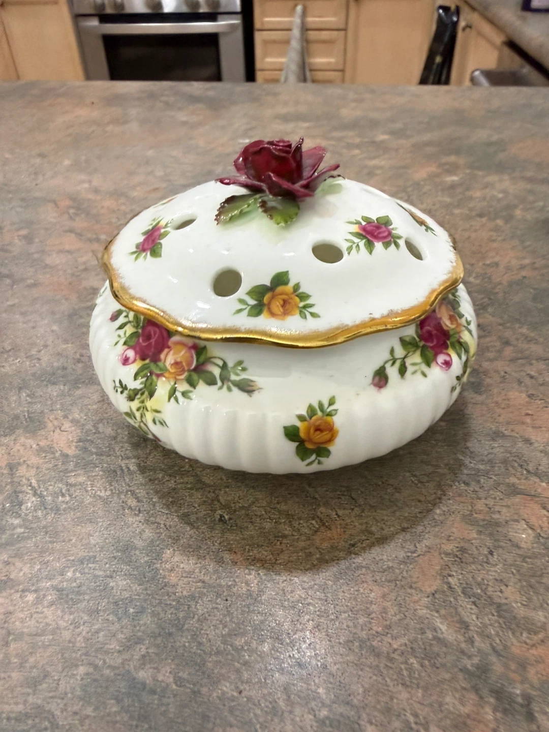 Royal Albert Old Country Roses Posy Vase