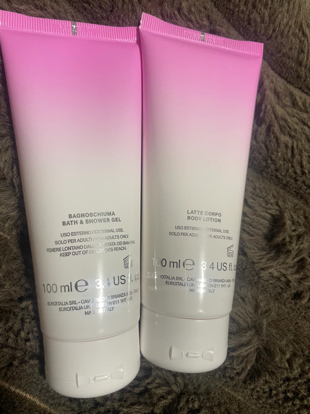 Versace Bright Crystal Bath & Shower Gel and Body Lotion Set - photo 2
