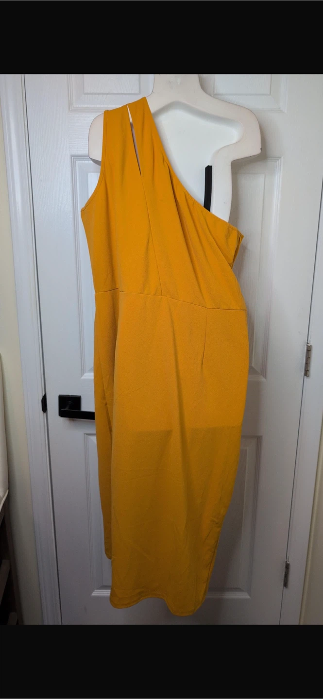 NEW With Tag! PRETTYGARDEN One Shoulder Midi Dress - photo 4