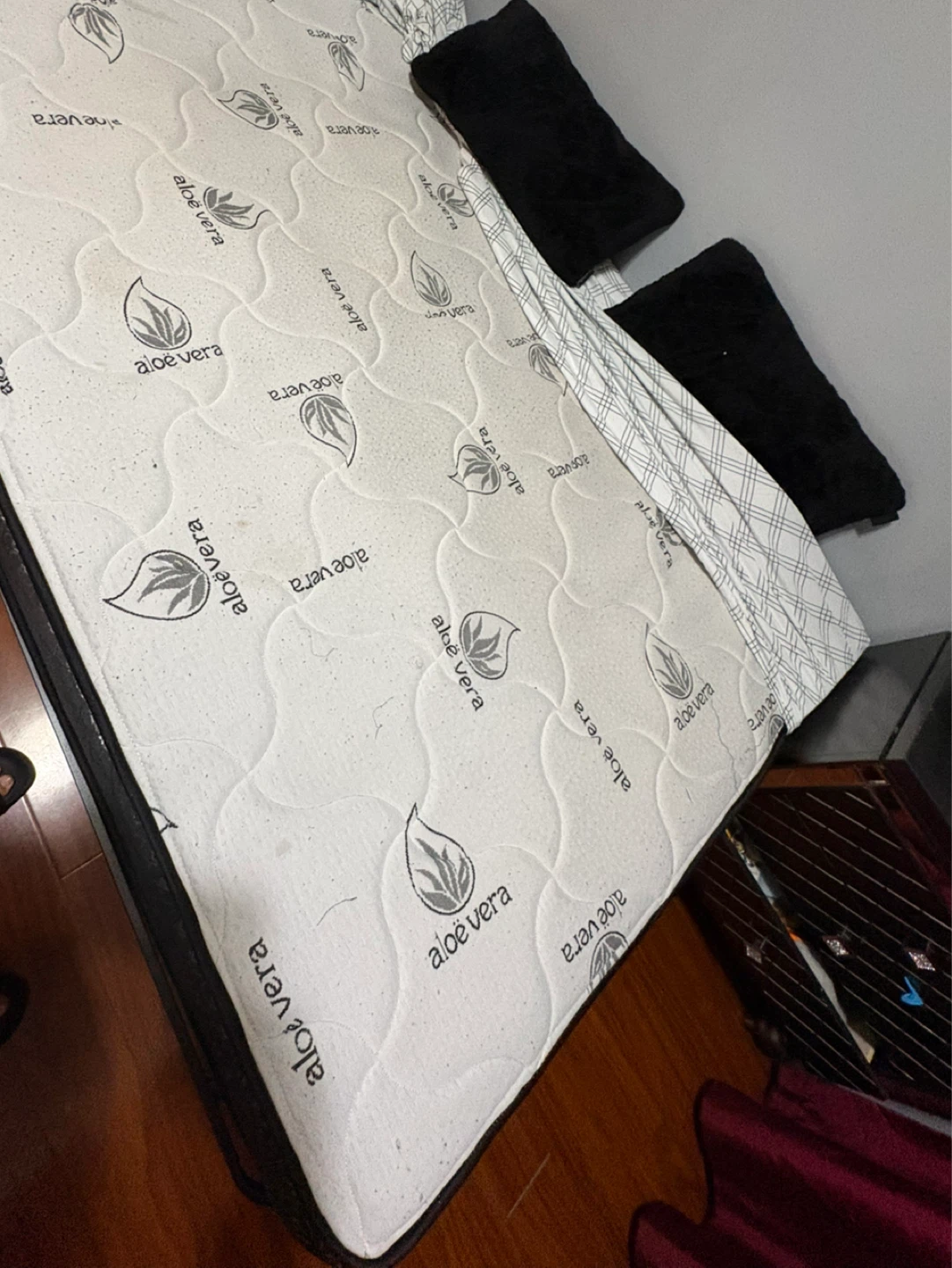 Queen Size Bed Frame and Mattress Set - photo 2